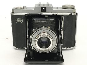 A vintage Zeiss Ikon Nettar Novar-Anastigmat F6.3