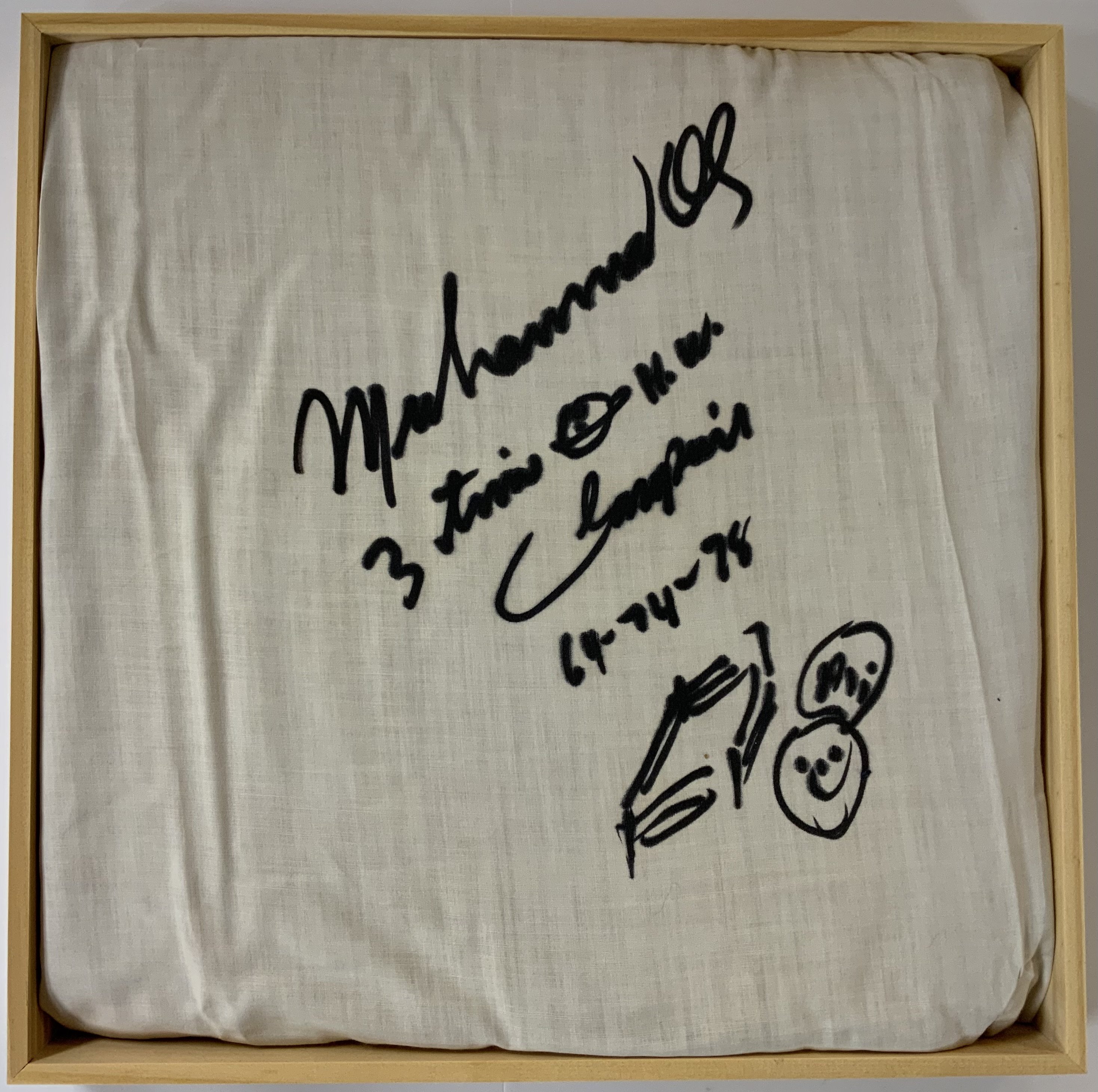 Muhammad Ali, Cassius Marcellus Clay Jr, 1942-2016.A unique piece of autographed memorabilia for one - Image 3 of 3