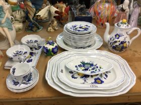A large collection of Spode ceramics including ser