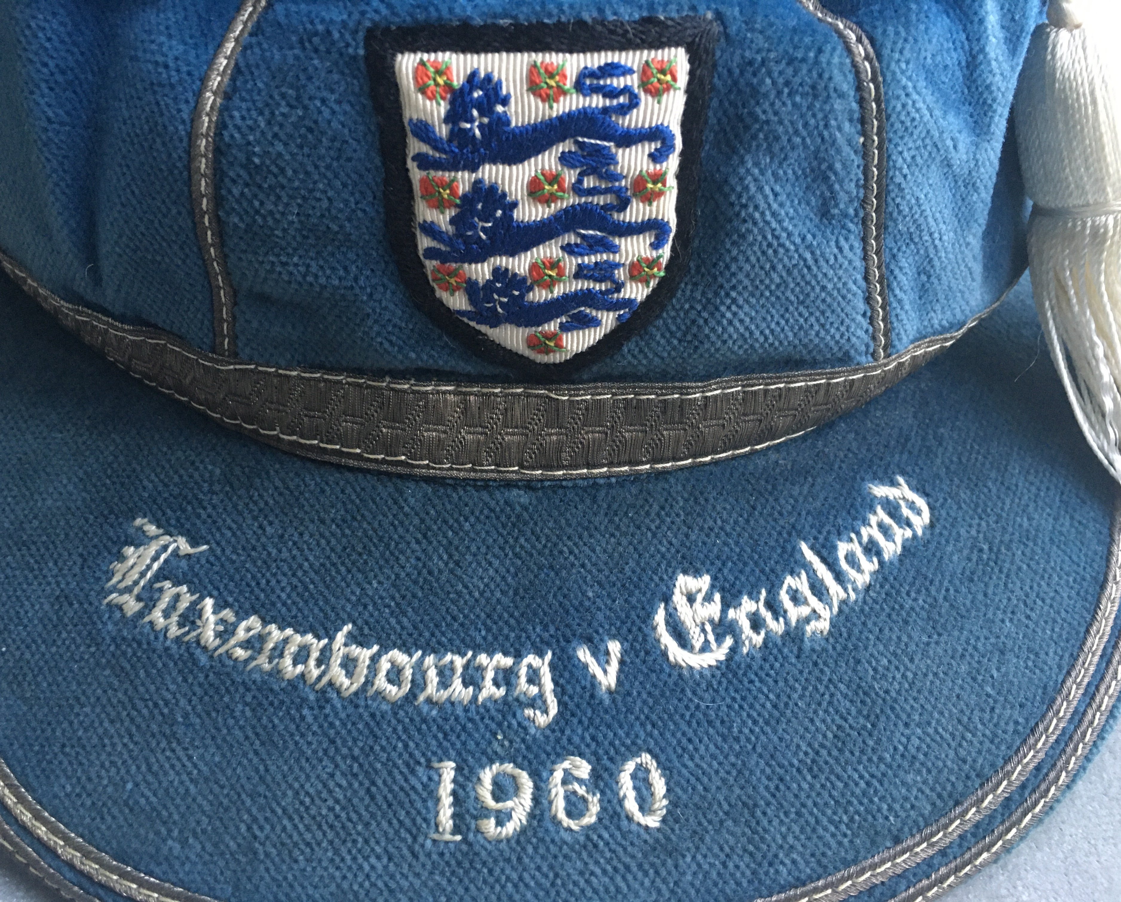 Bobby Charlton England Football Cap: Excellent con - Image 3 of 4