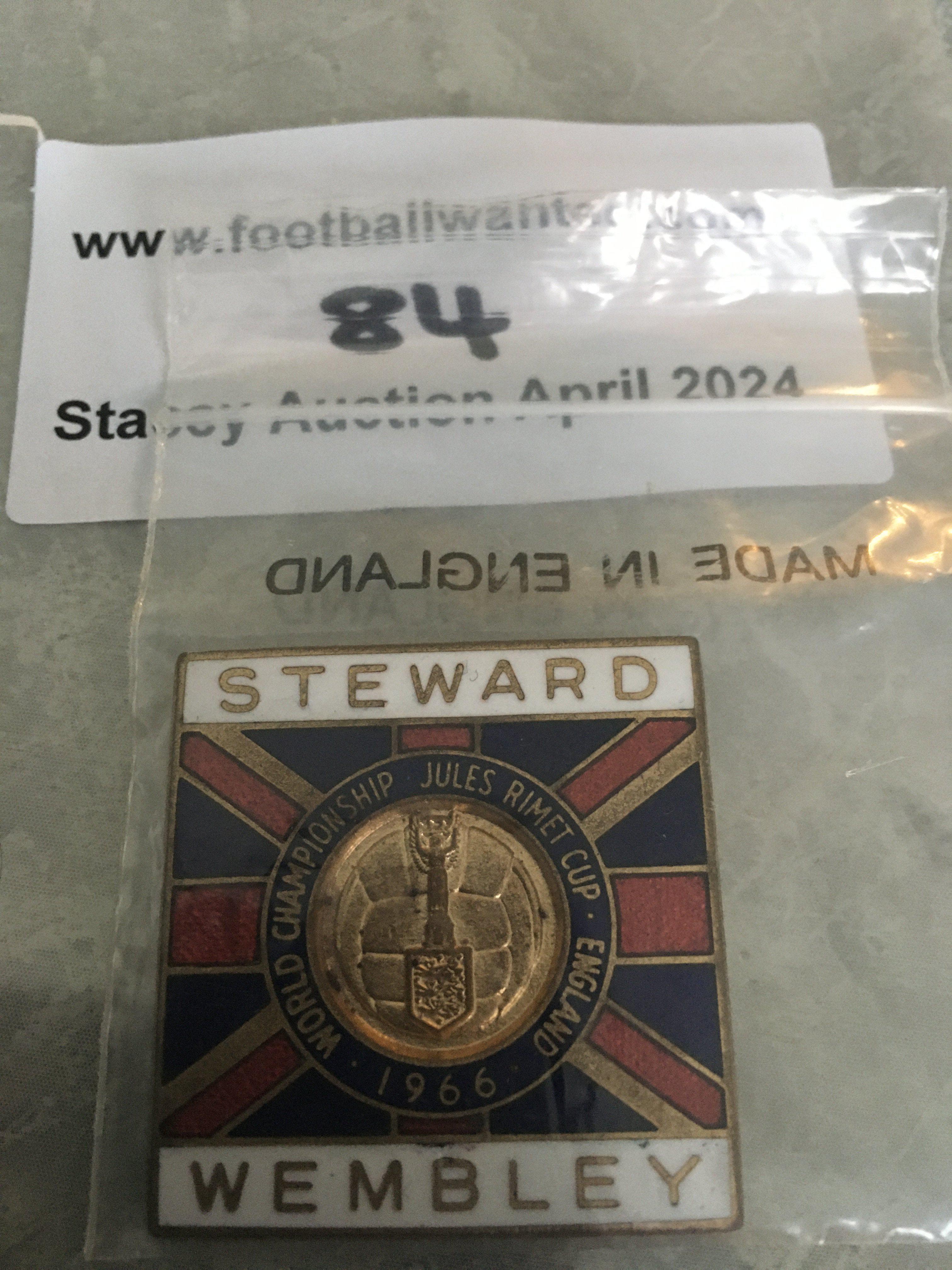 1966 World Cup Stewards Football Badge: Stunning l