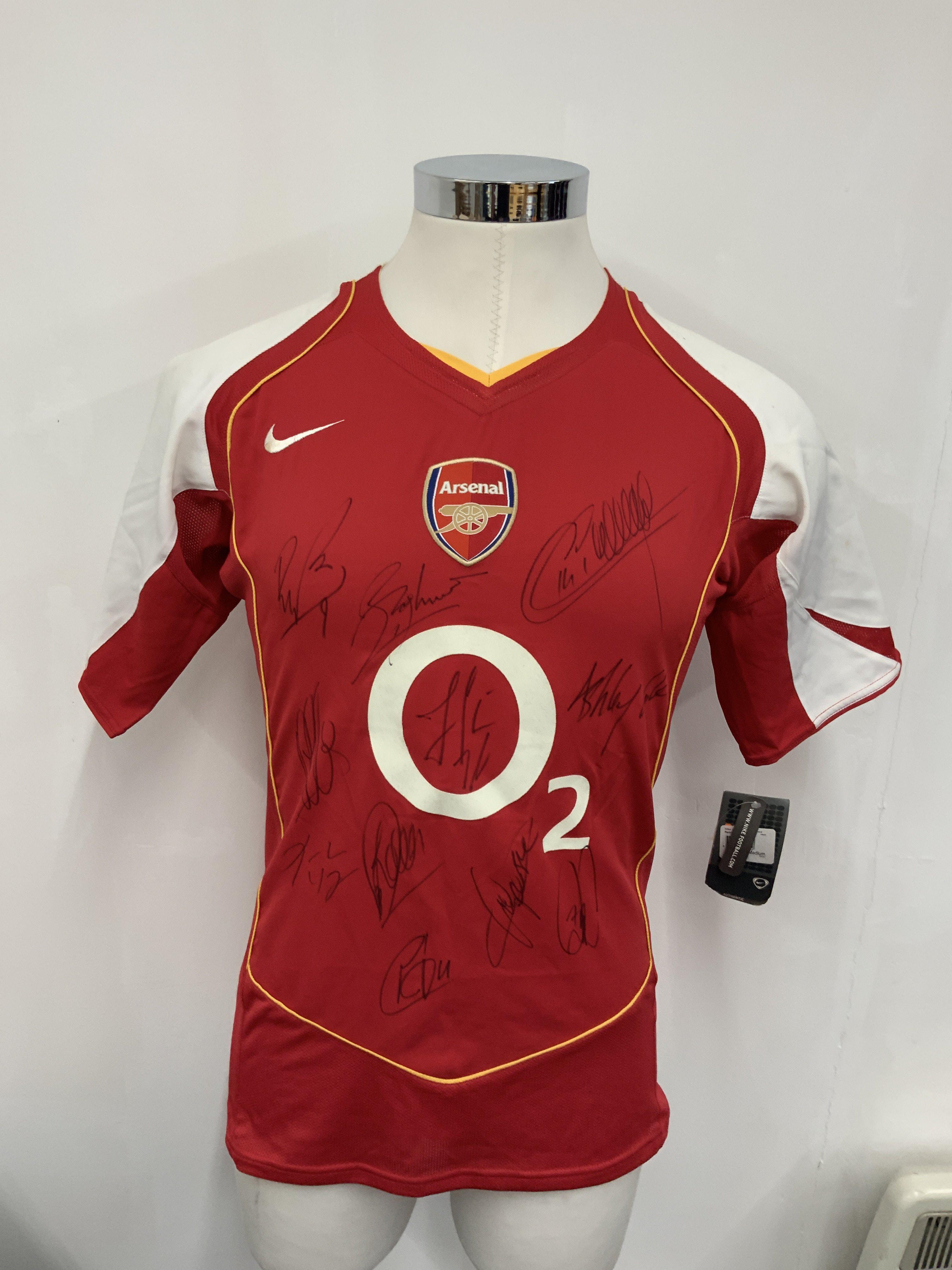 Arsenal Signed Football Shirt Collection: 2004/200