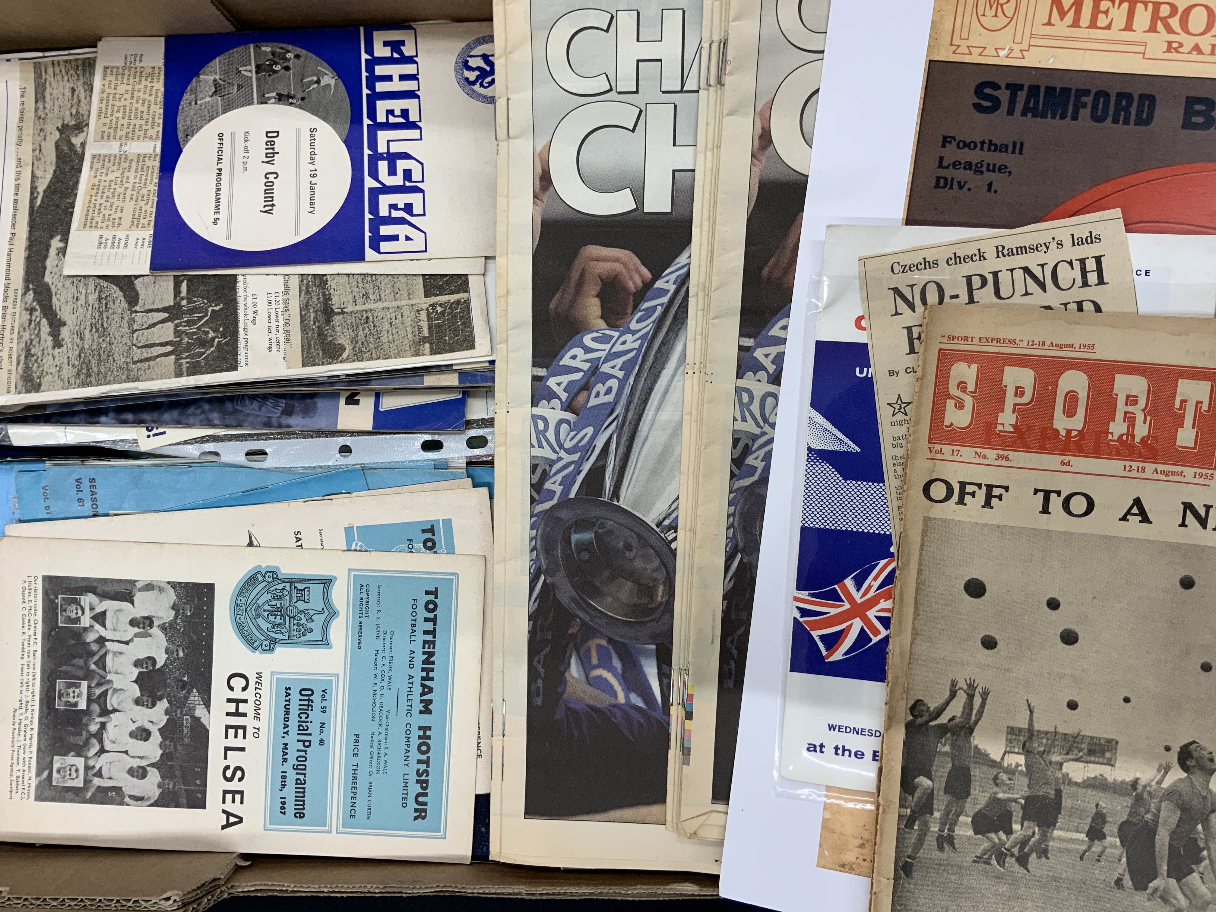 Chelsea Football Programme Boxes: Large quantity i - Image 2 of 2