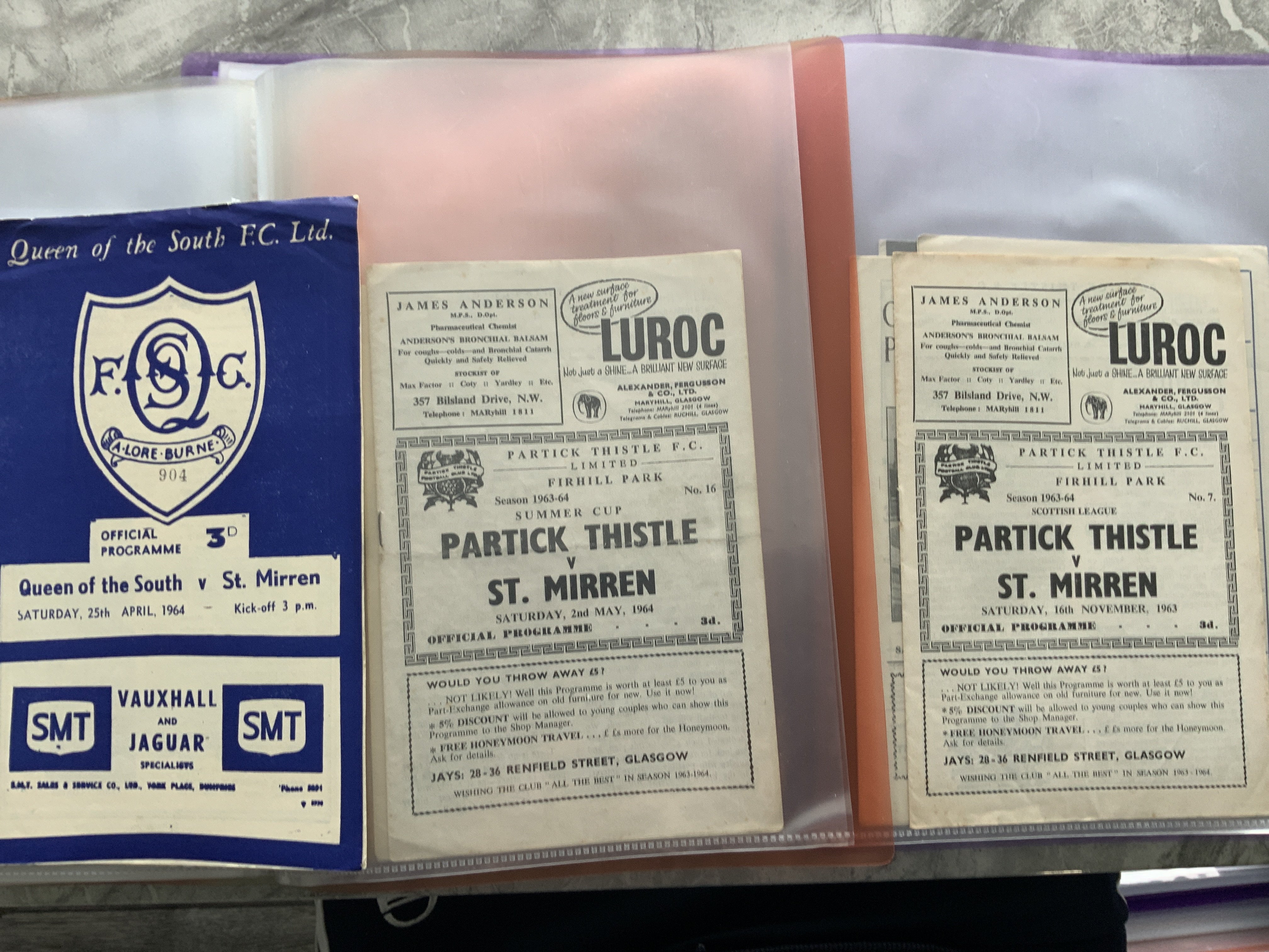 St Mirren 63/64 Home + Away Football Programmes: V - Image 2 of 2