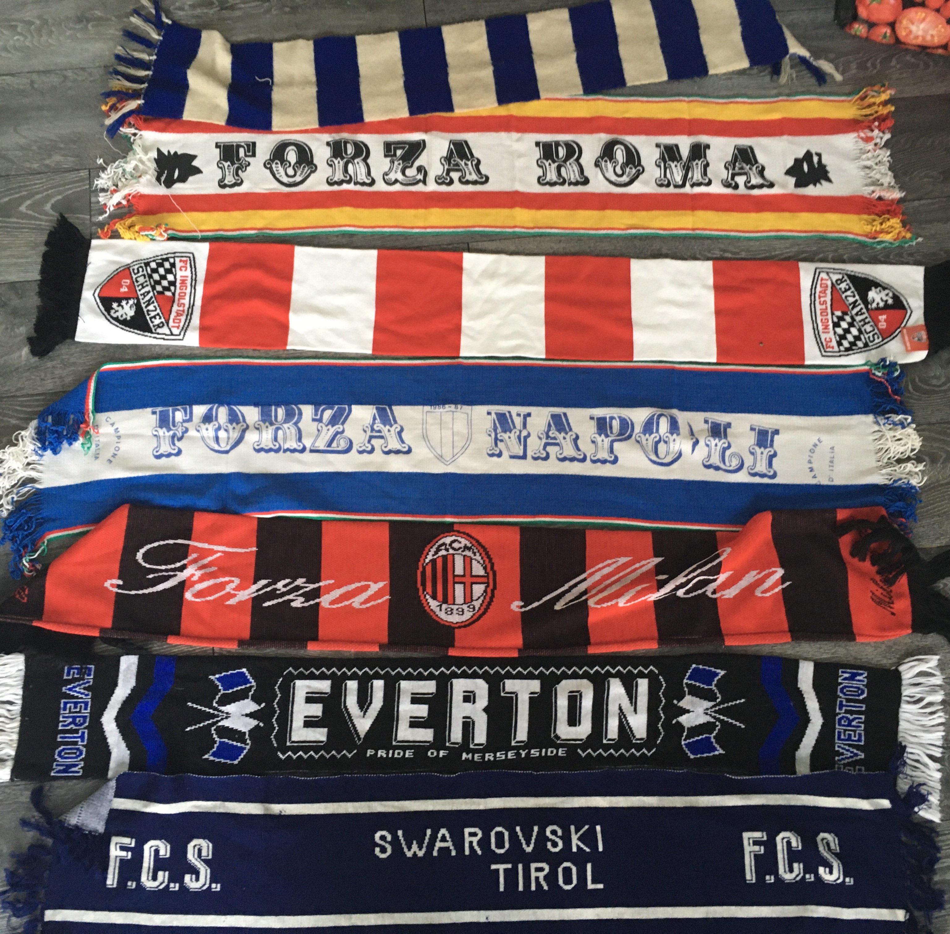 Football Scarf + Flag Collection: Over 20 scarves - Image 4 of 4