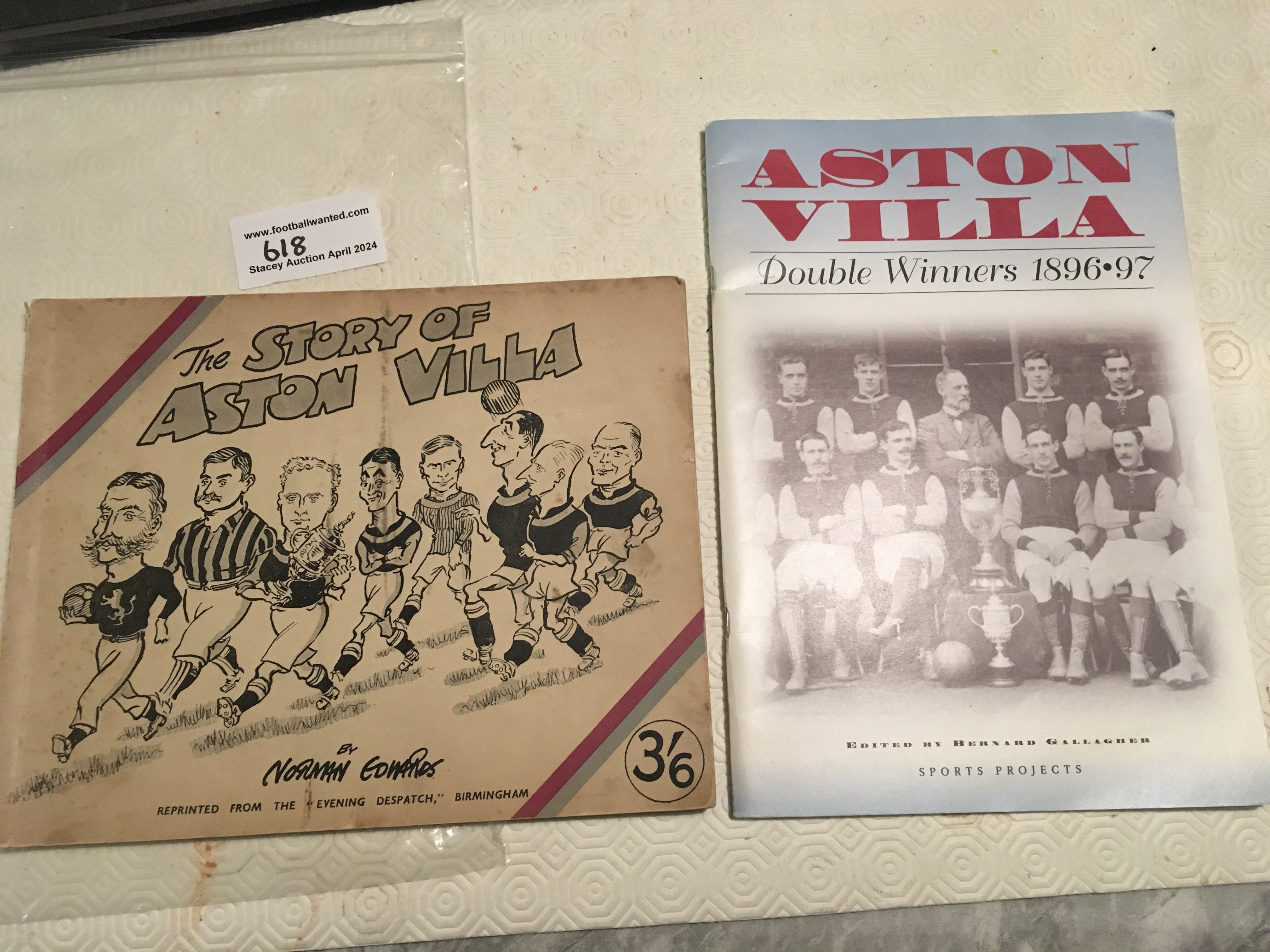 Aston Villa Football Books: The Story Of Aston Vil