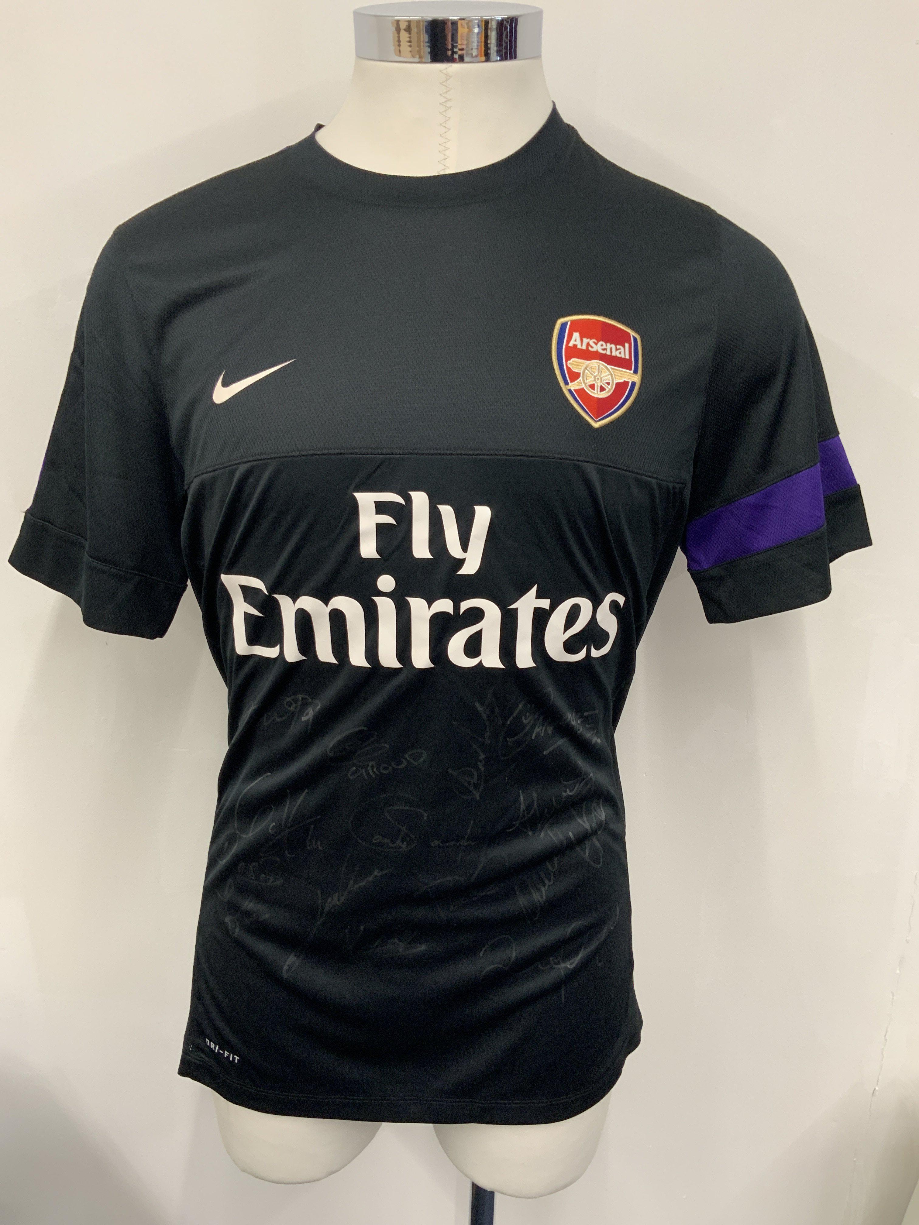 Arsenal Signed Football Shirt Collection: 2004/200 - Image 2 of 2