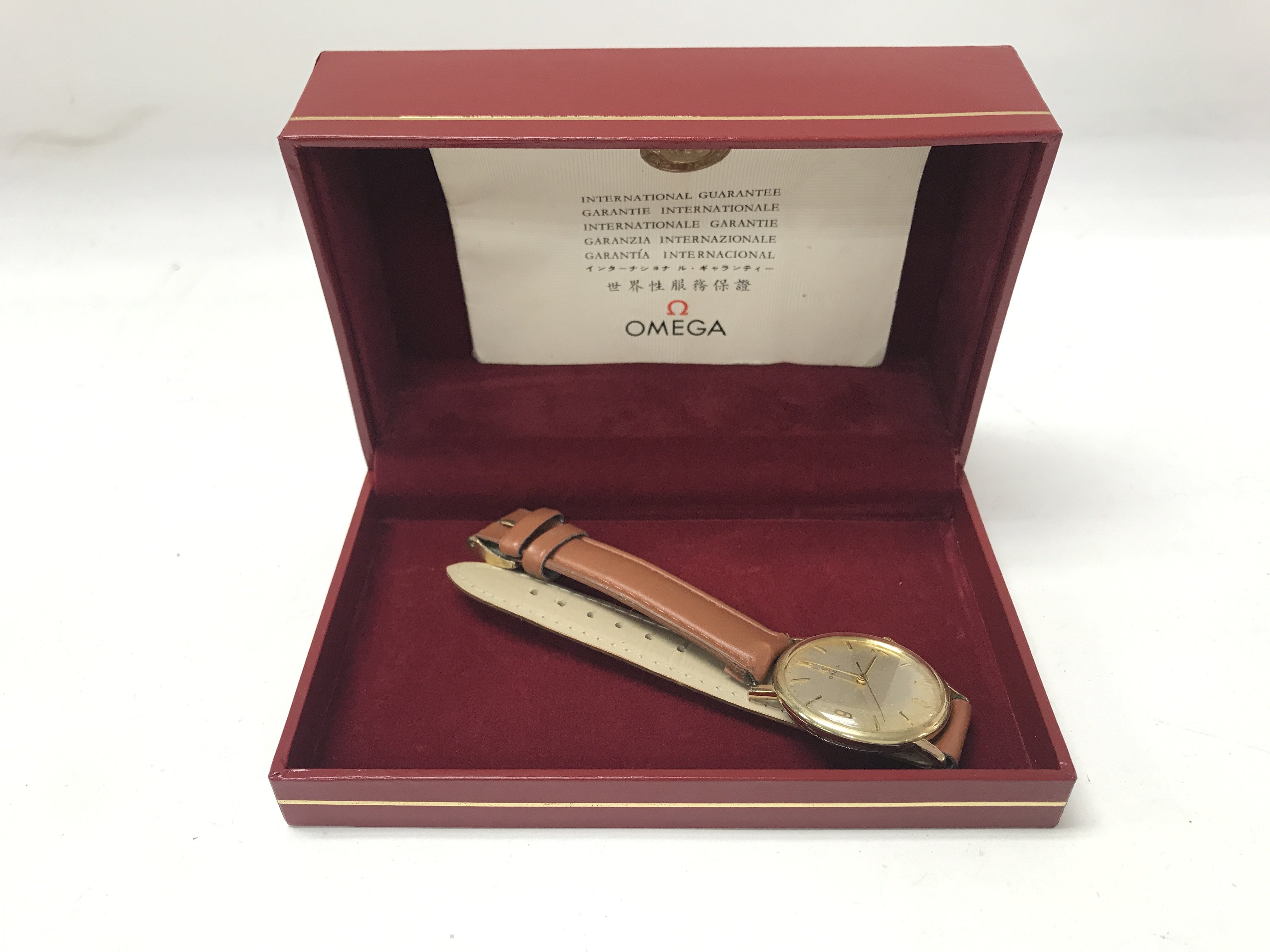 An Omega Gold Plated manual wind wrist watch. Silv - Image 5 of 5