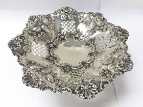 A silver fruit bowl with Birmingham hallmarks 1898. 23.5cm diameter and 296g