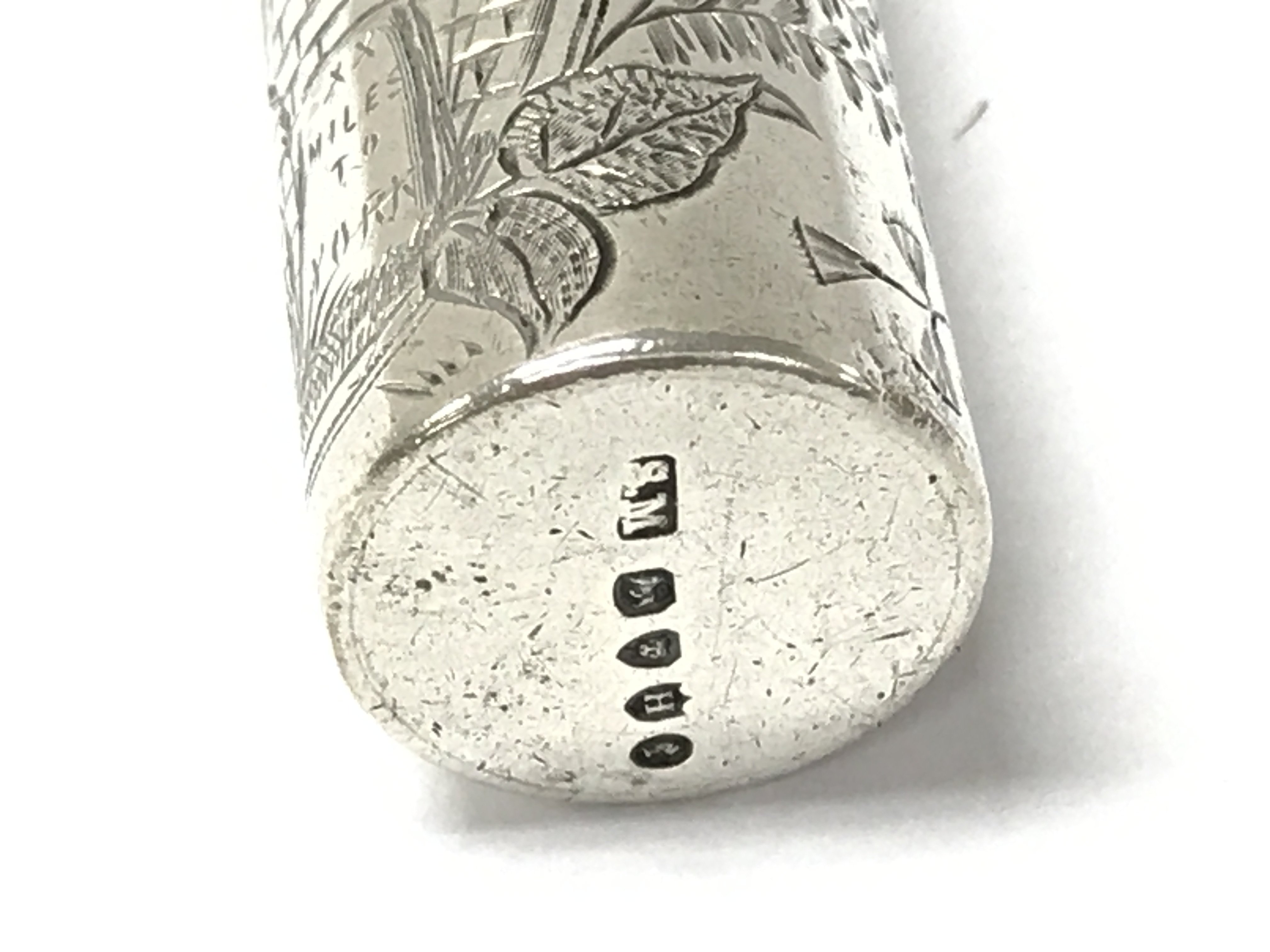 A silver scent bottle by Sampson and Mordan London - Image 3 of 4