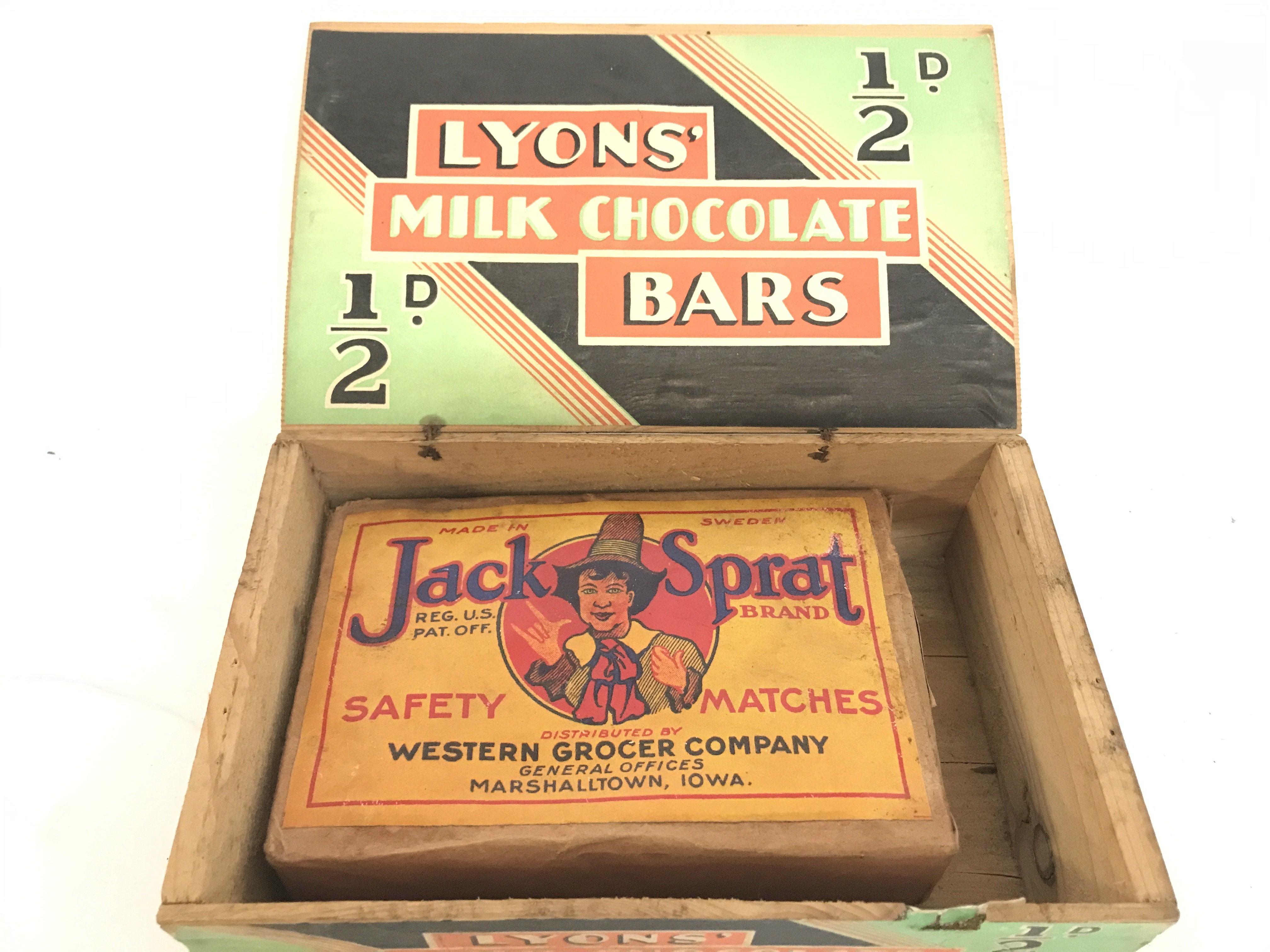 A vintage wooden lyons chocolate bar box and Ameri - Image 2 of 2