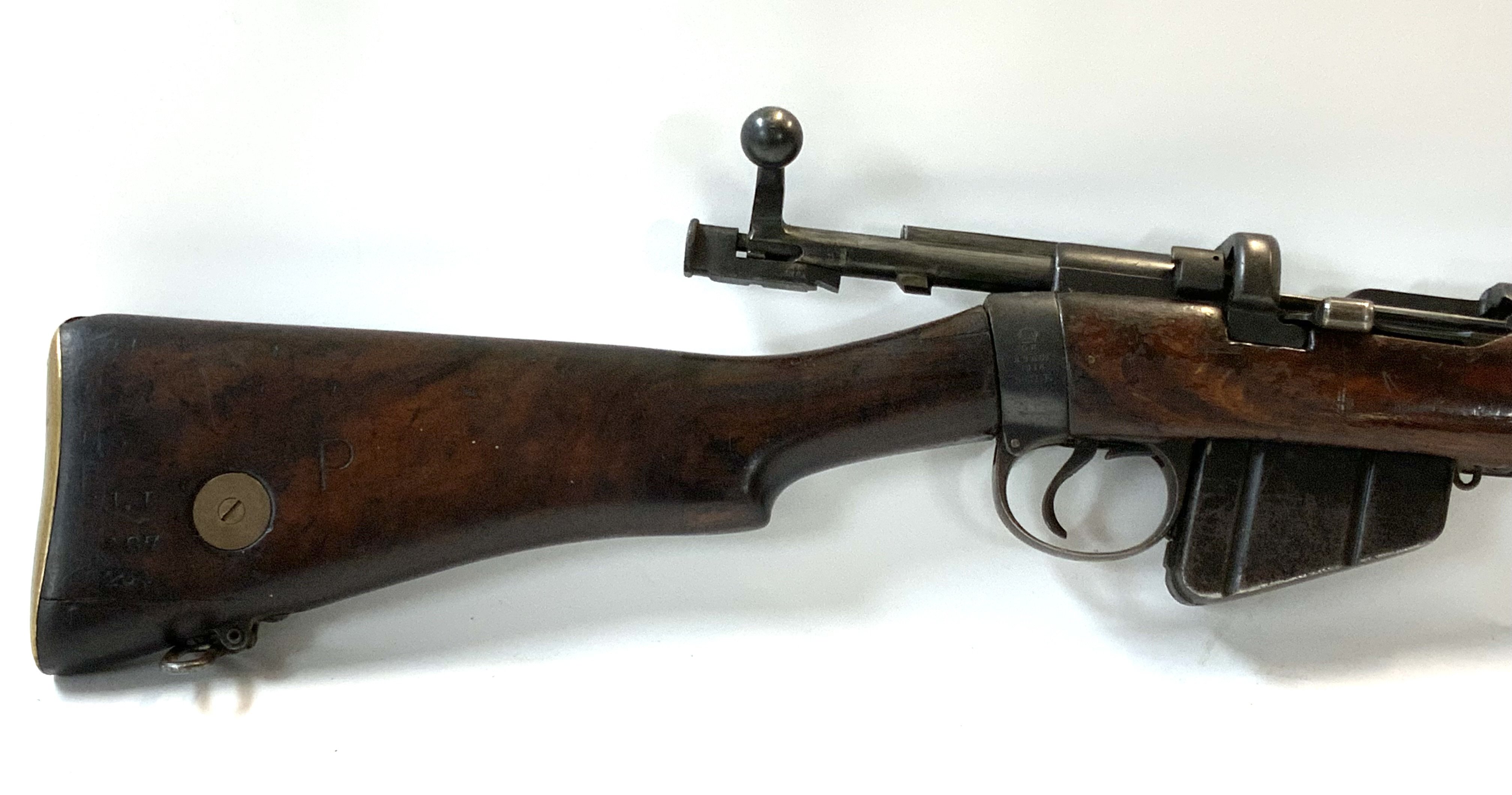 Deactivated WW1 SMLE MKIII Rifle.303, 25 inch barrel. Top mounted leaf sight. Body with maker " - Image 6 of 10