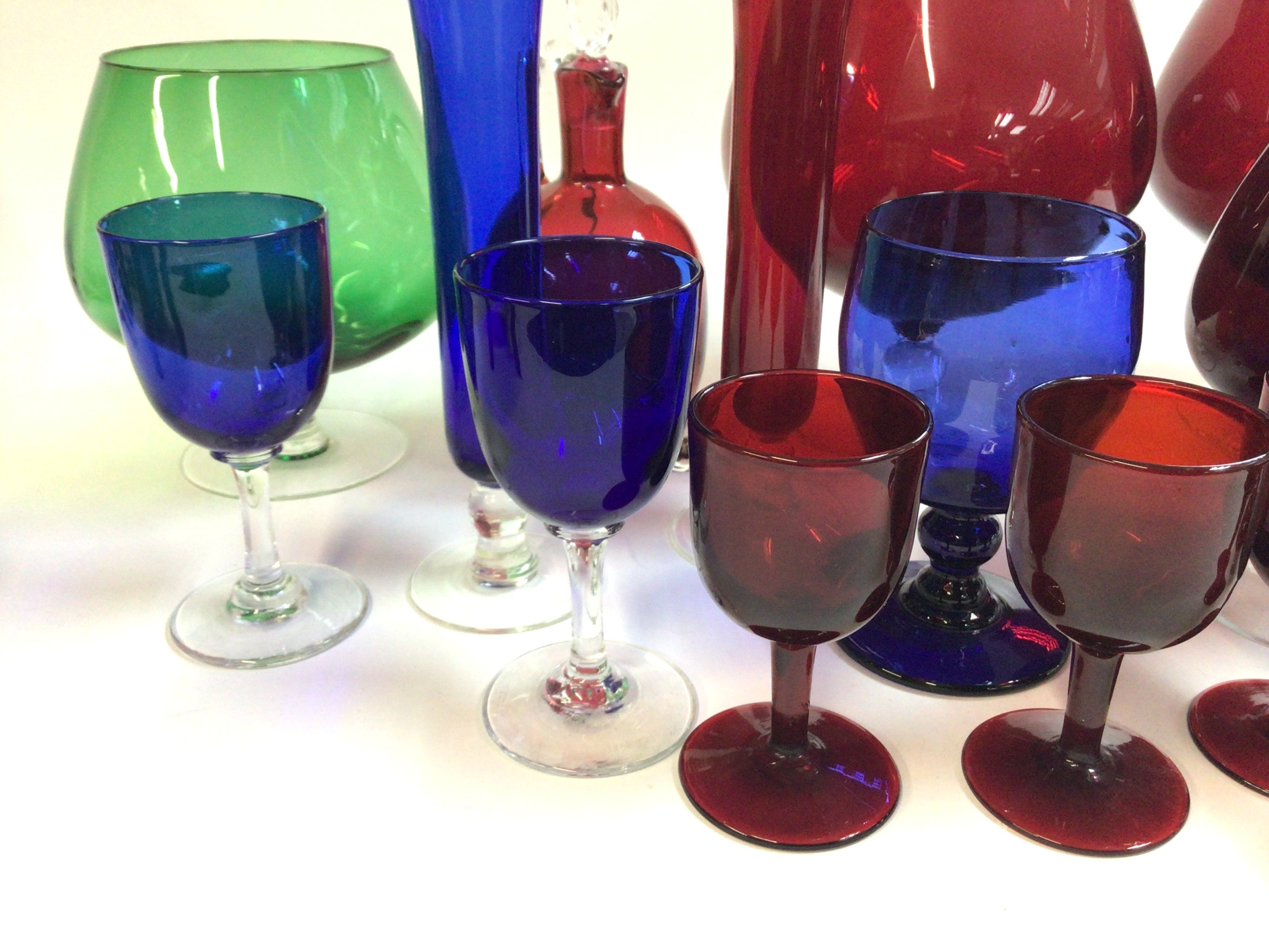 A collection of assorted coloured glass. Postage D - Image 2 of 3