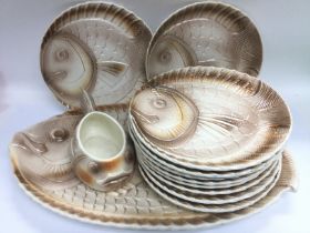 A Sarreguemines fish set. Shipping category D. NO