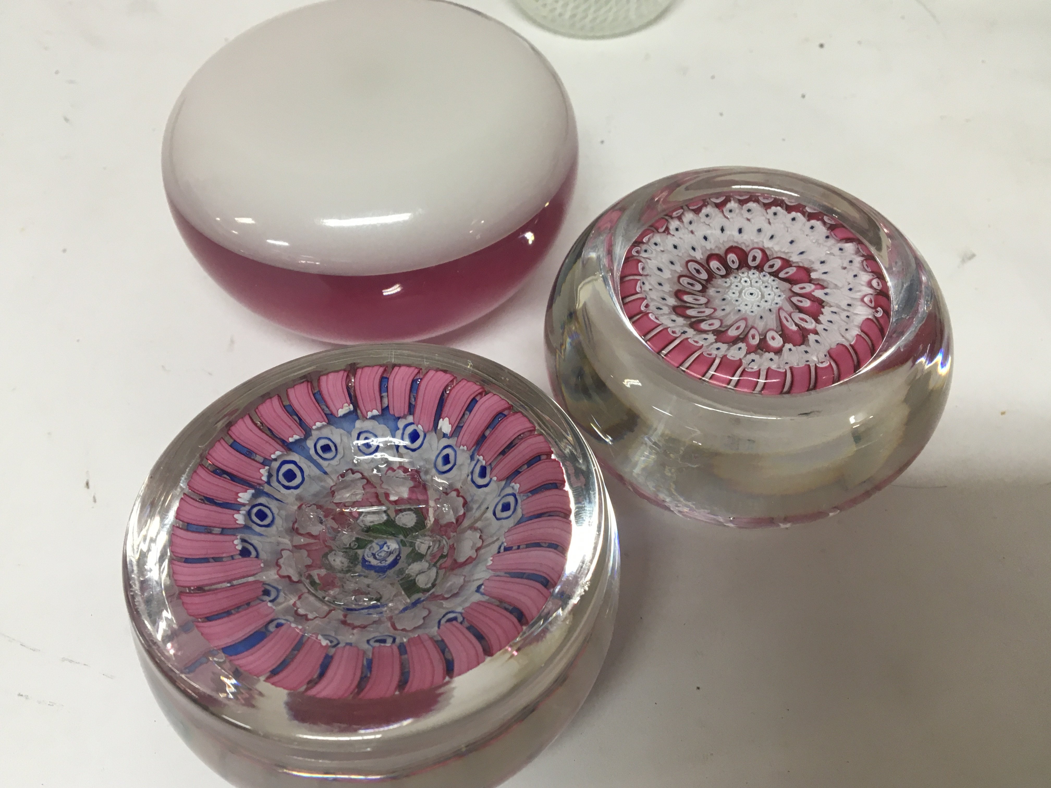 A Baccarat limited edition paperweight 18/100 date - Image 2 of 2