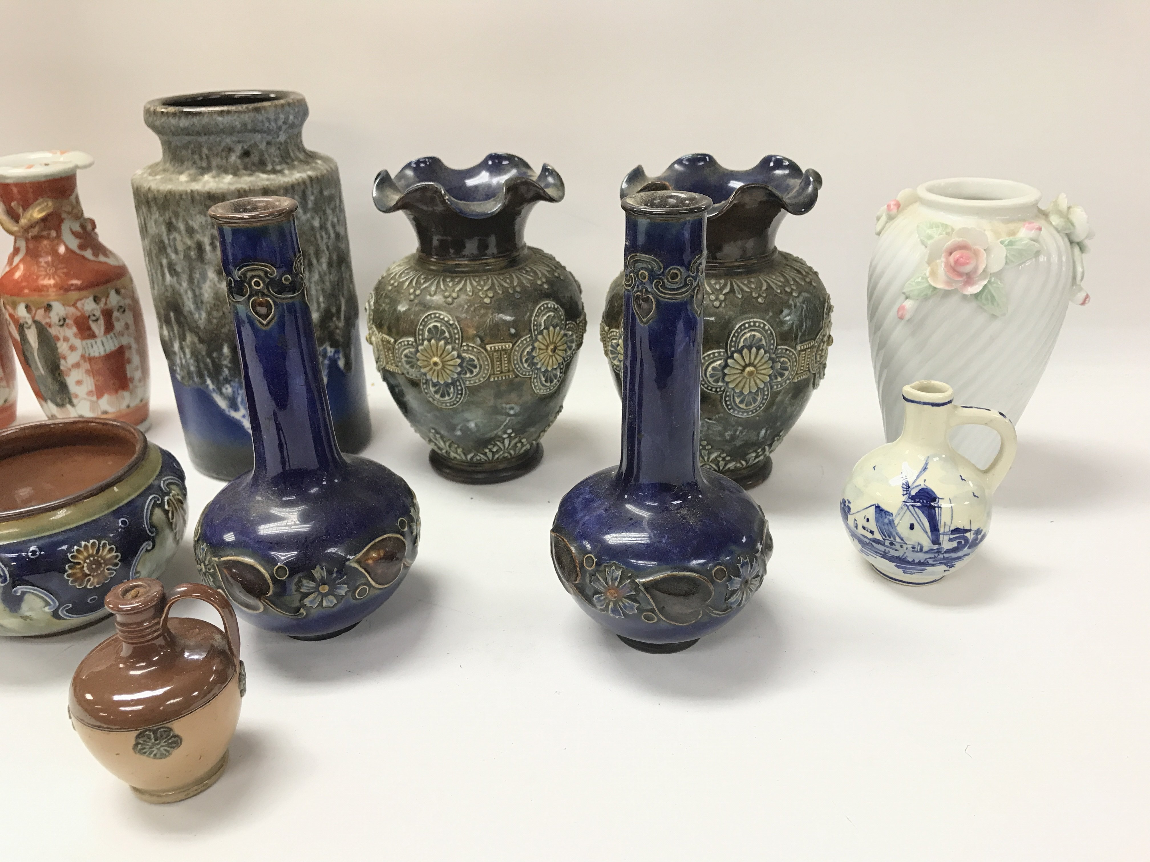 A collection of assorted ceramics items including - Image 2 of 3