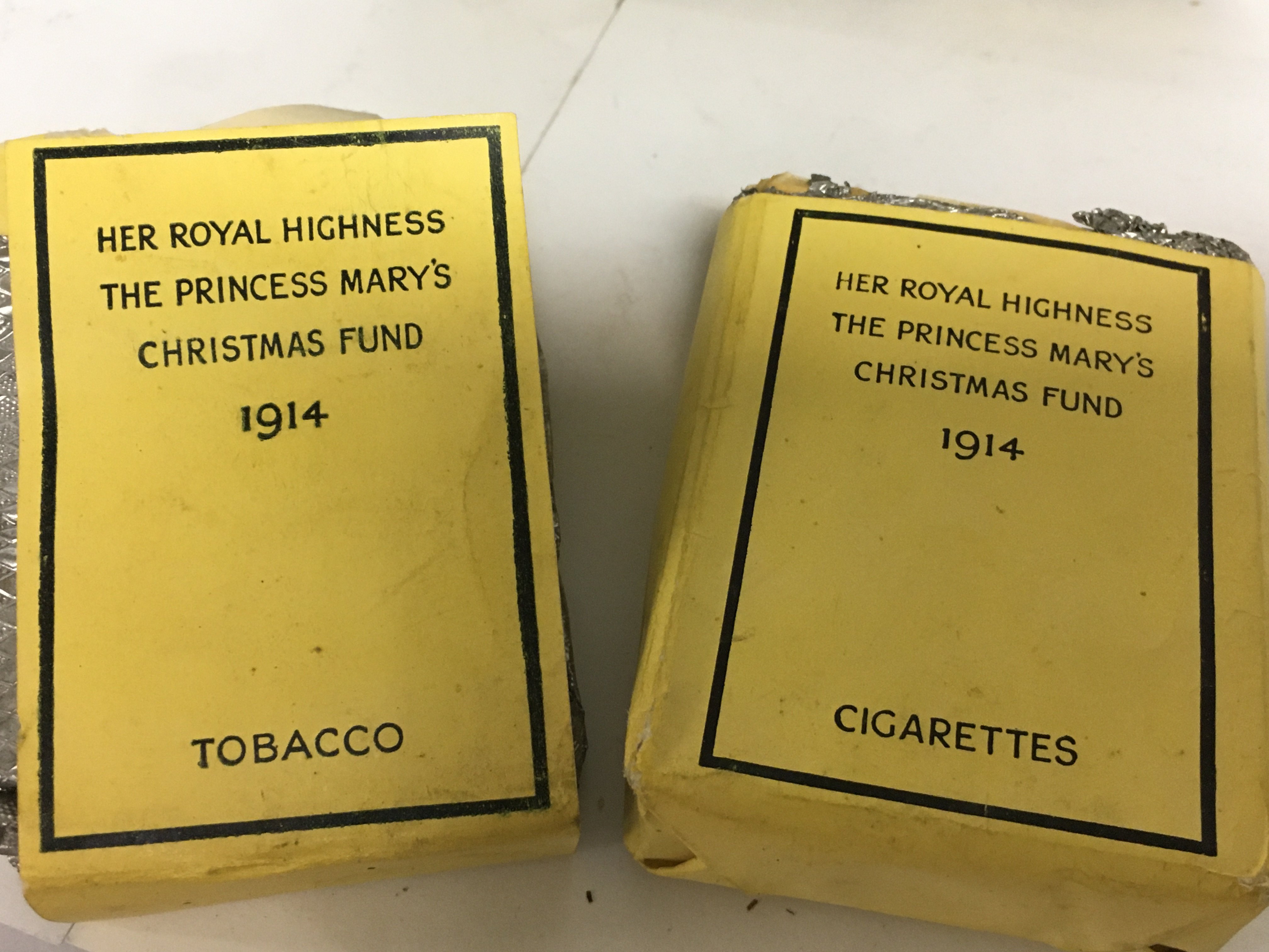 Queen Mary 1914 Christmas fund Tin with cigarettes - Image 4 of 5