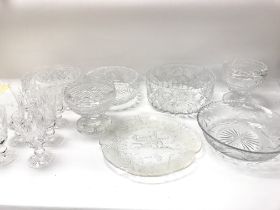 A collection of assorted glass ware including bowl