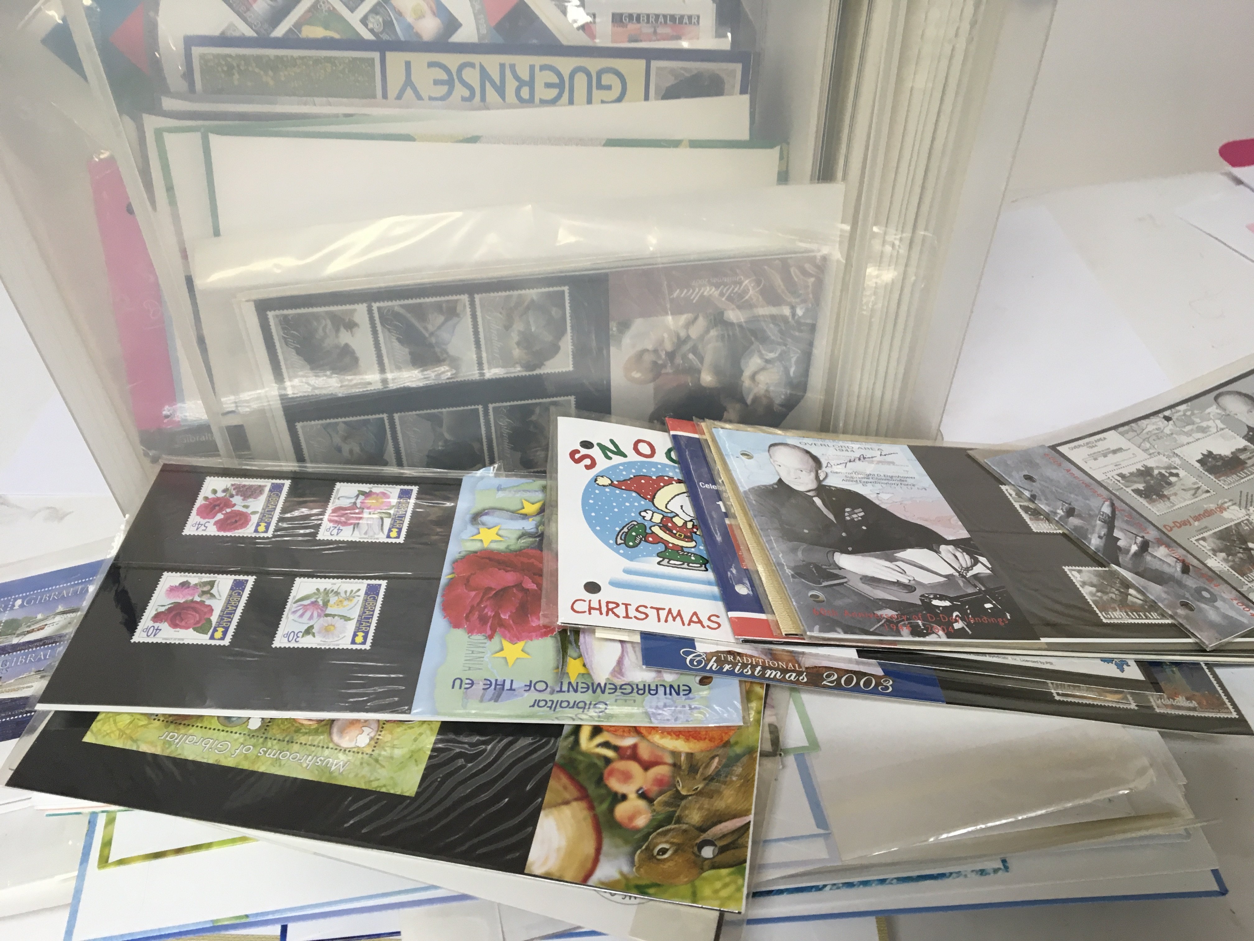 A large collection of Stamp presentation packs inc - Image 2 of 3