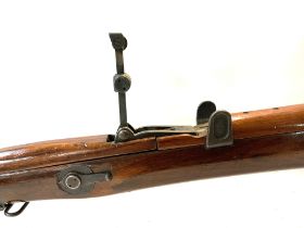 Deactivated WW1 SMLE MKIII Rifle.303, 25 inch barrel. Top mounted leaf sight. Body with maker "