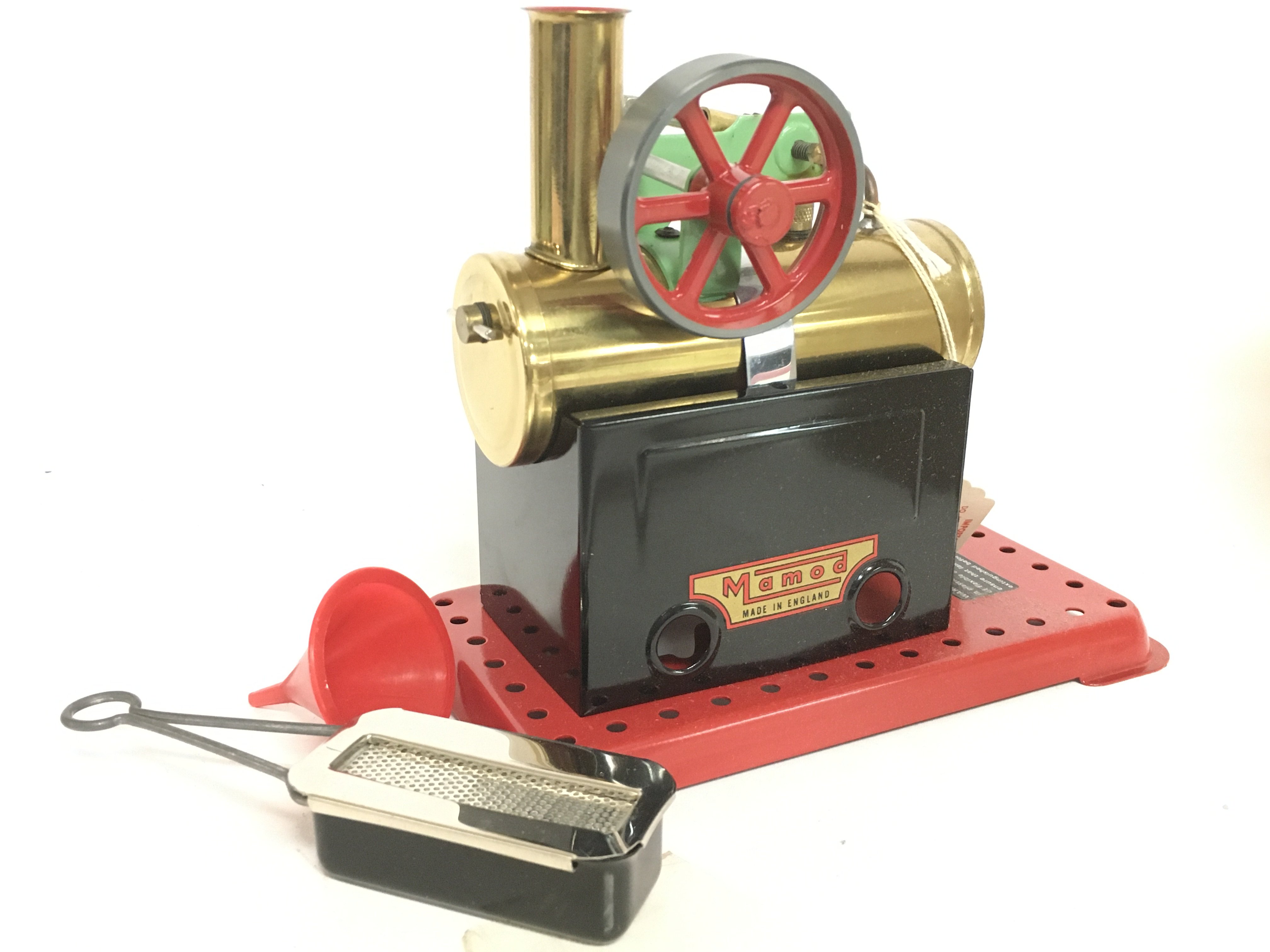 A Boxed Mamod Minor 2 Steam Engine, postage catego - Image 2 of 3