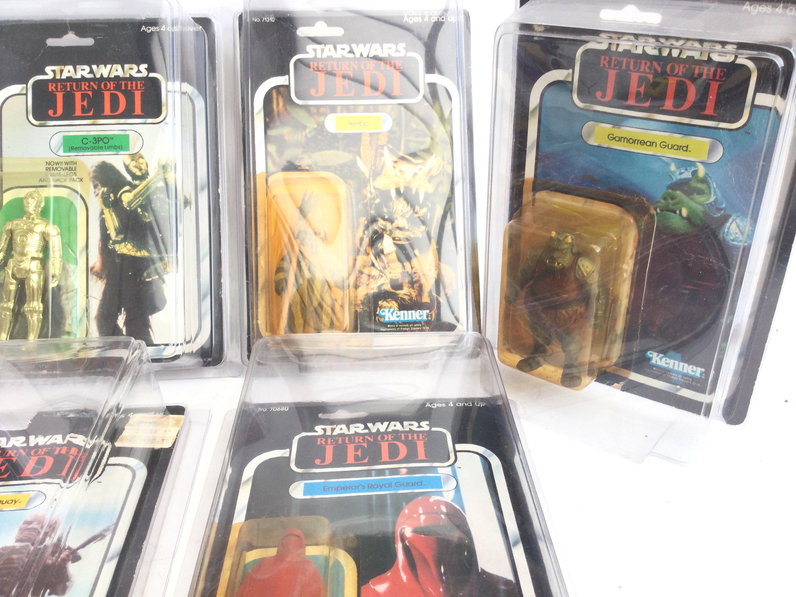 A Collection of 9 Carded Vintage Star Wars Figures - Image 3 of 5