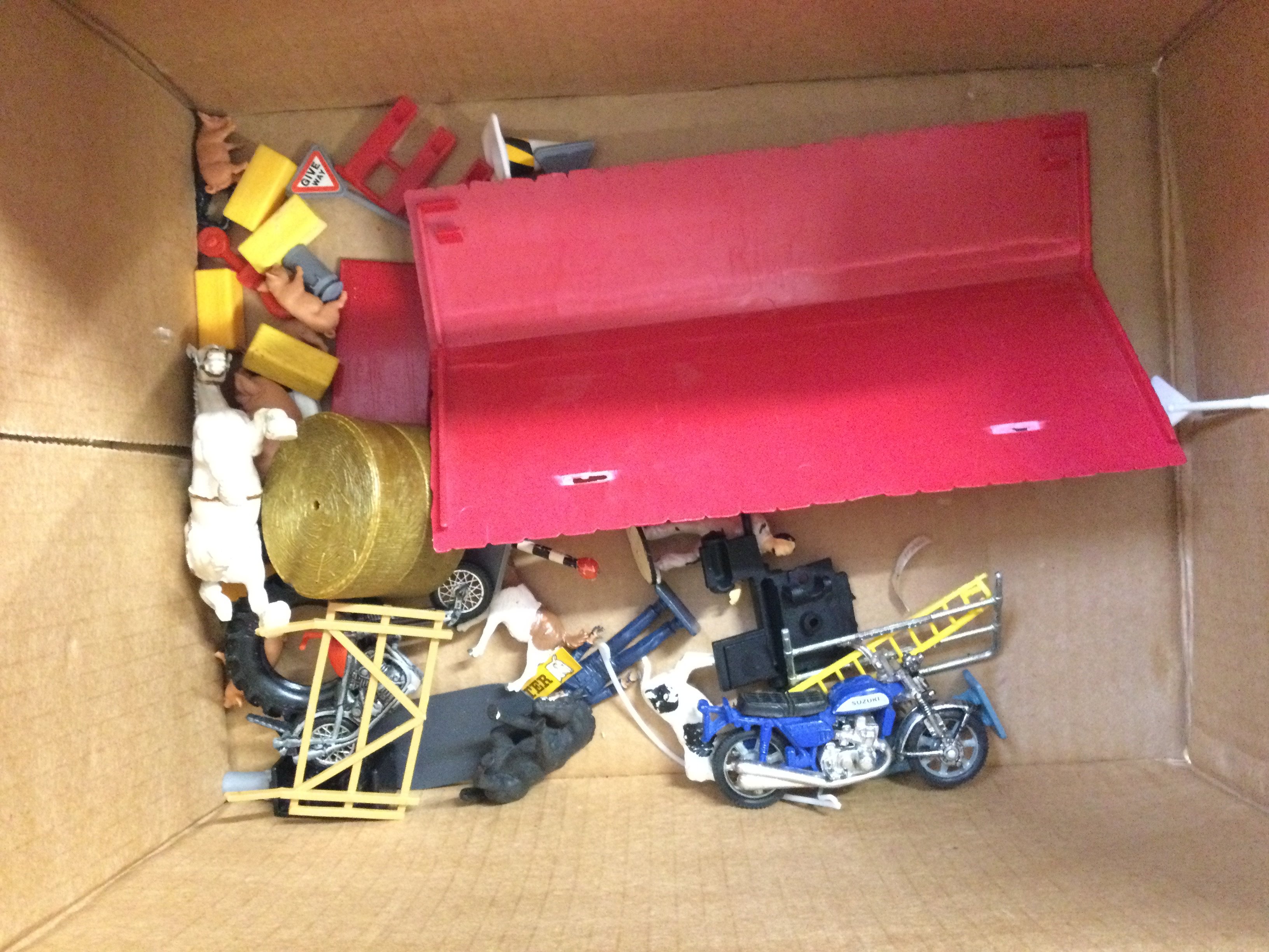 A Collection of Of Playworn Diecast Including Britains. Matchbox. Lone Star. Etc. - Image 4 of 4