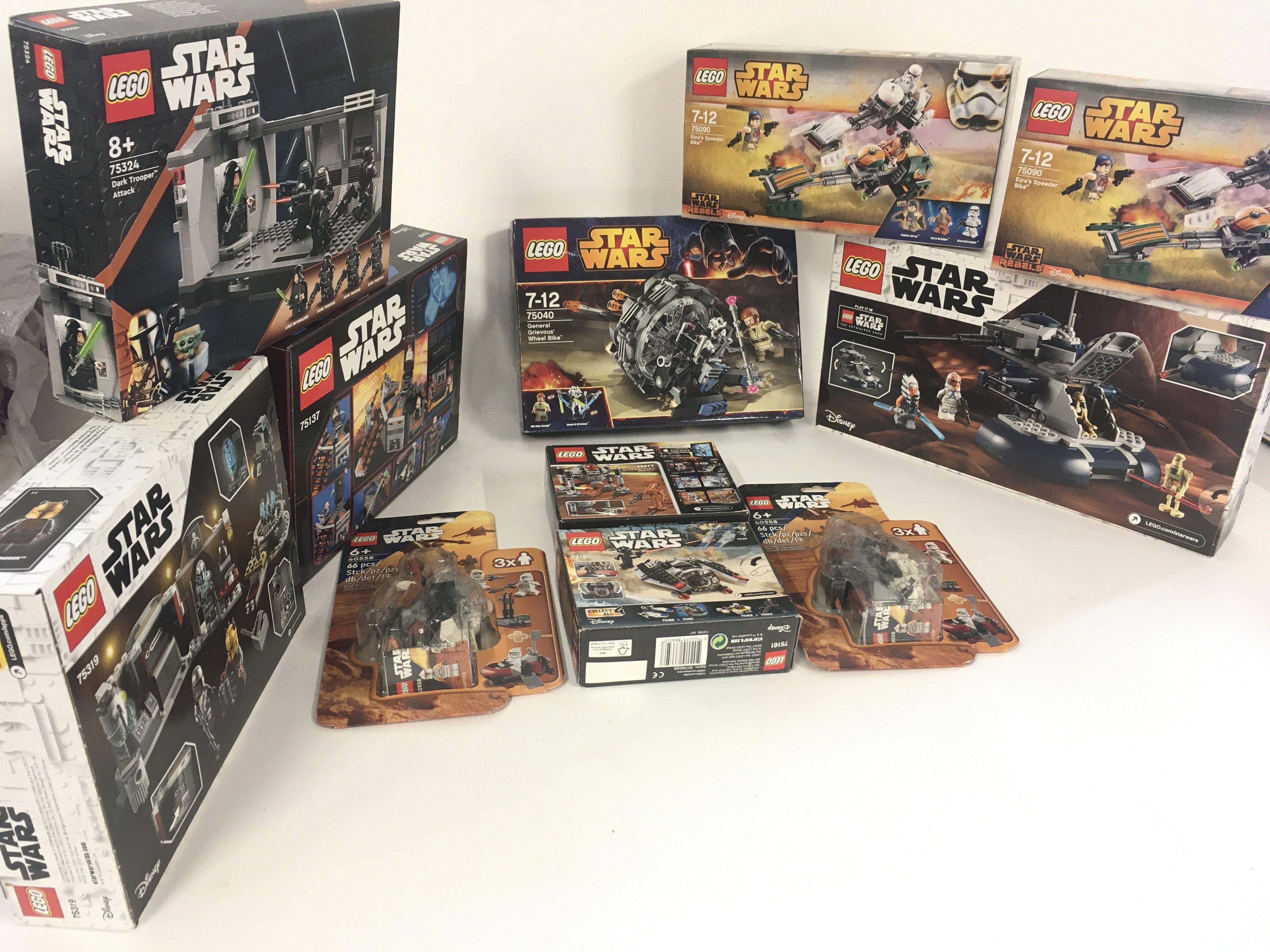 A collection of 11unopened Lego sets all Star Wars