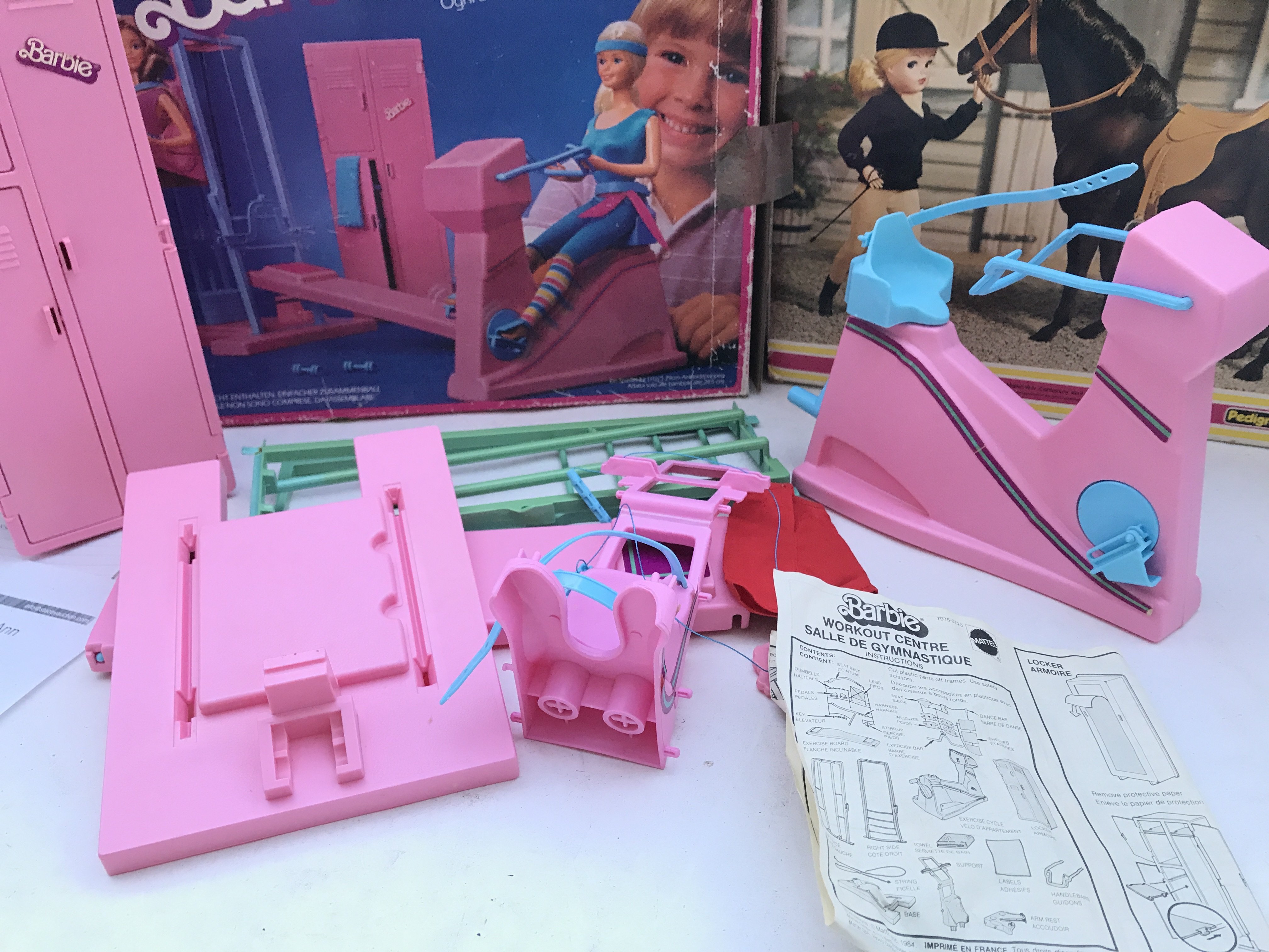 A Boxed Barbie Workout Centre and a Sindy Horse. - Image 2 of 3