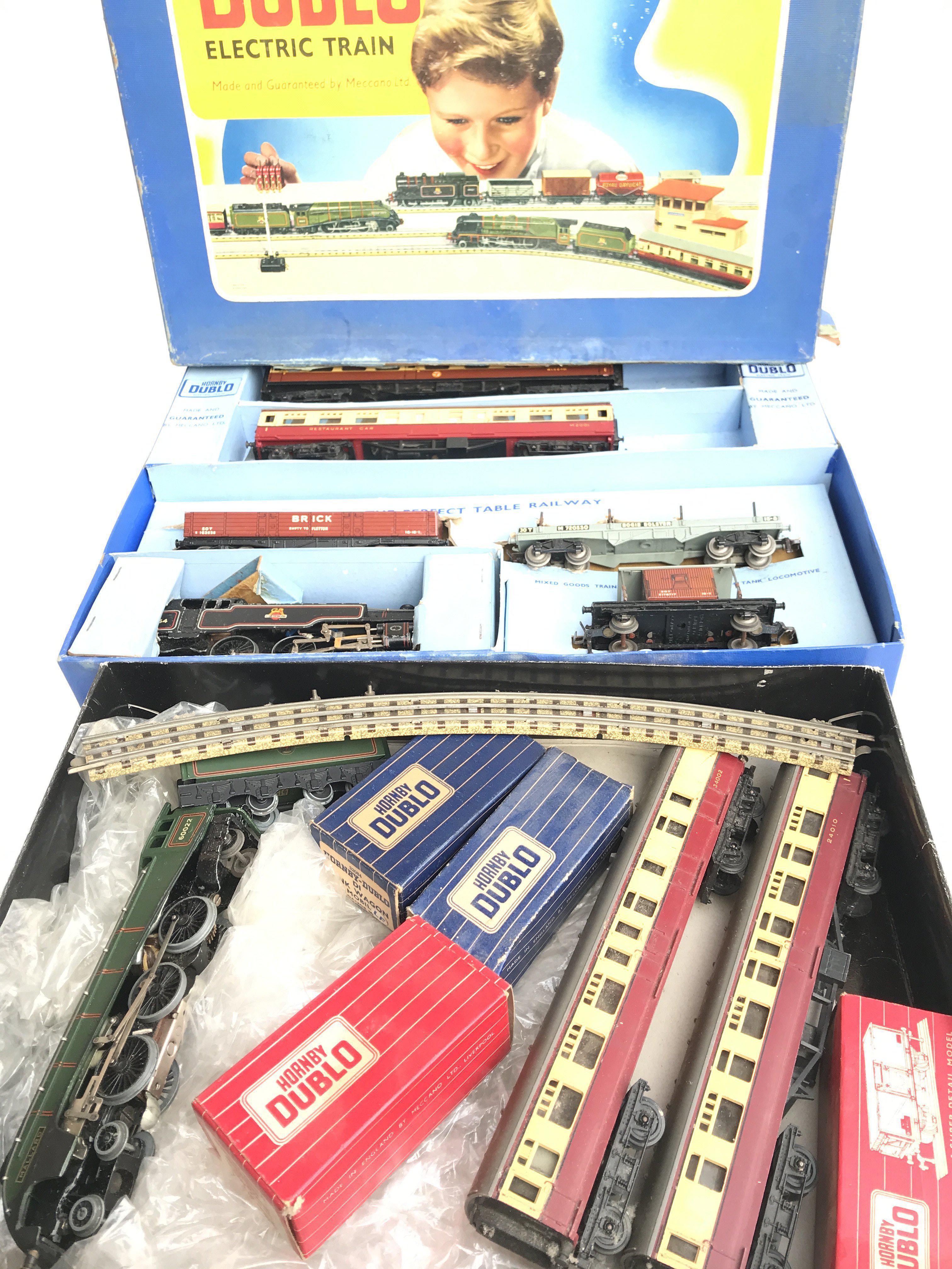 A Collection of Hornby Dublo 3-Rail. Including 2 L