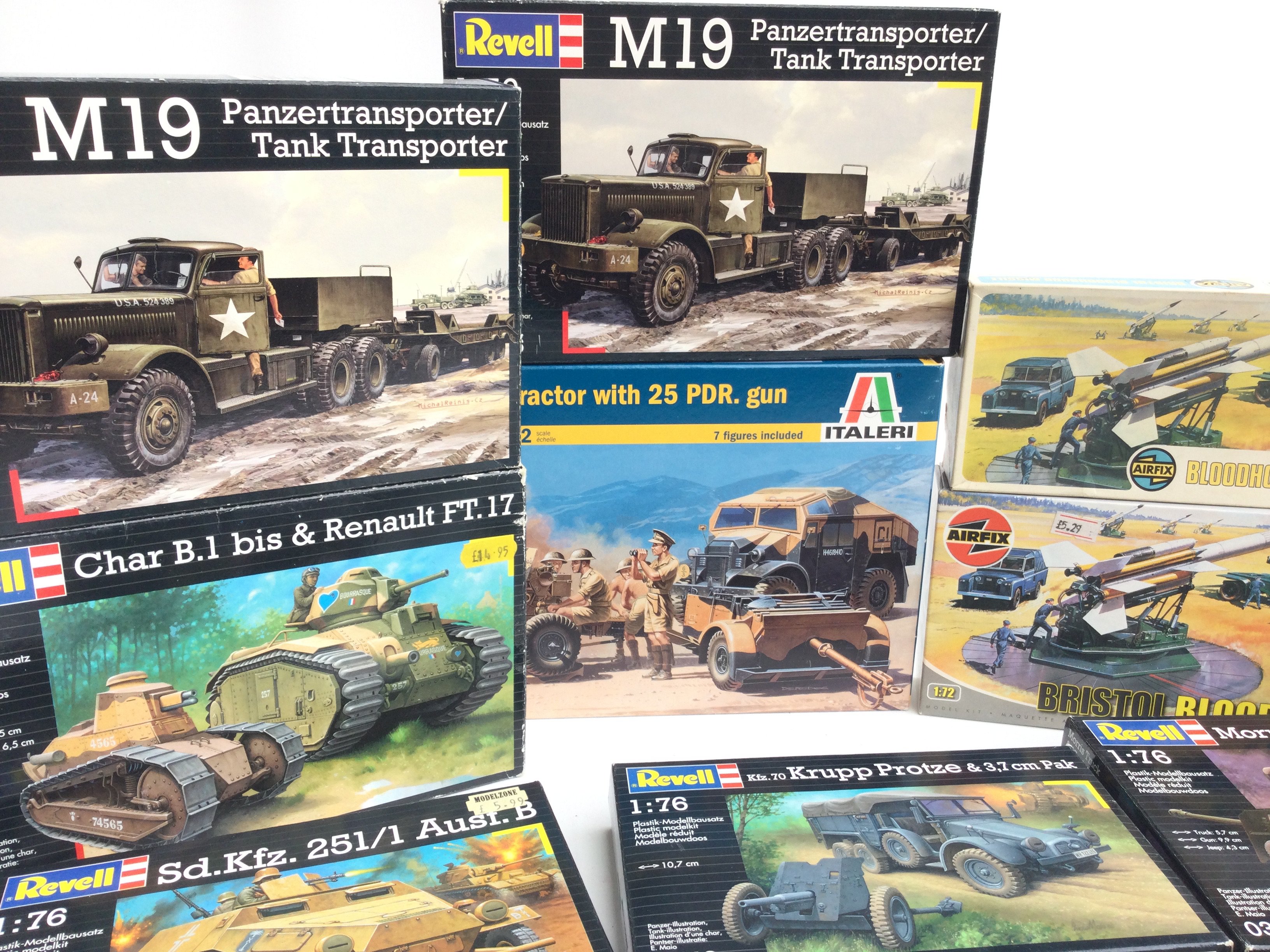 A Collection of Various Model Kits By Revell. Airf - Image 2 of 3