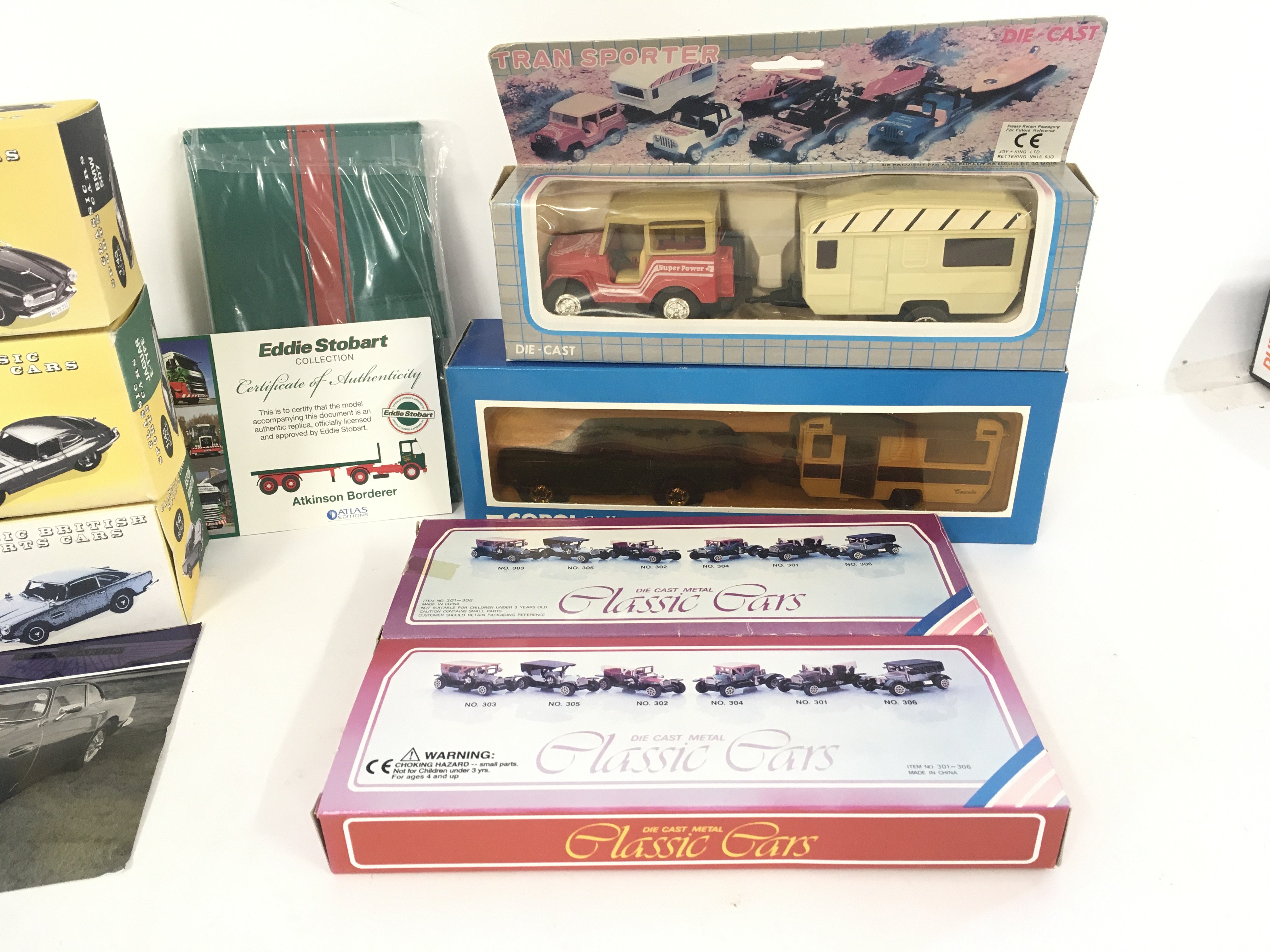 A collection of 8 boxed model cars by corgi etc - Image 2 of 4