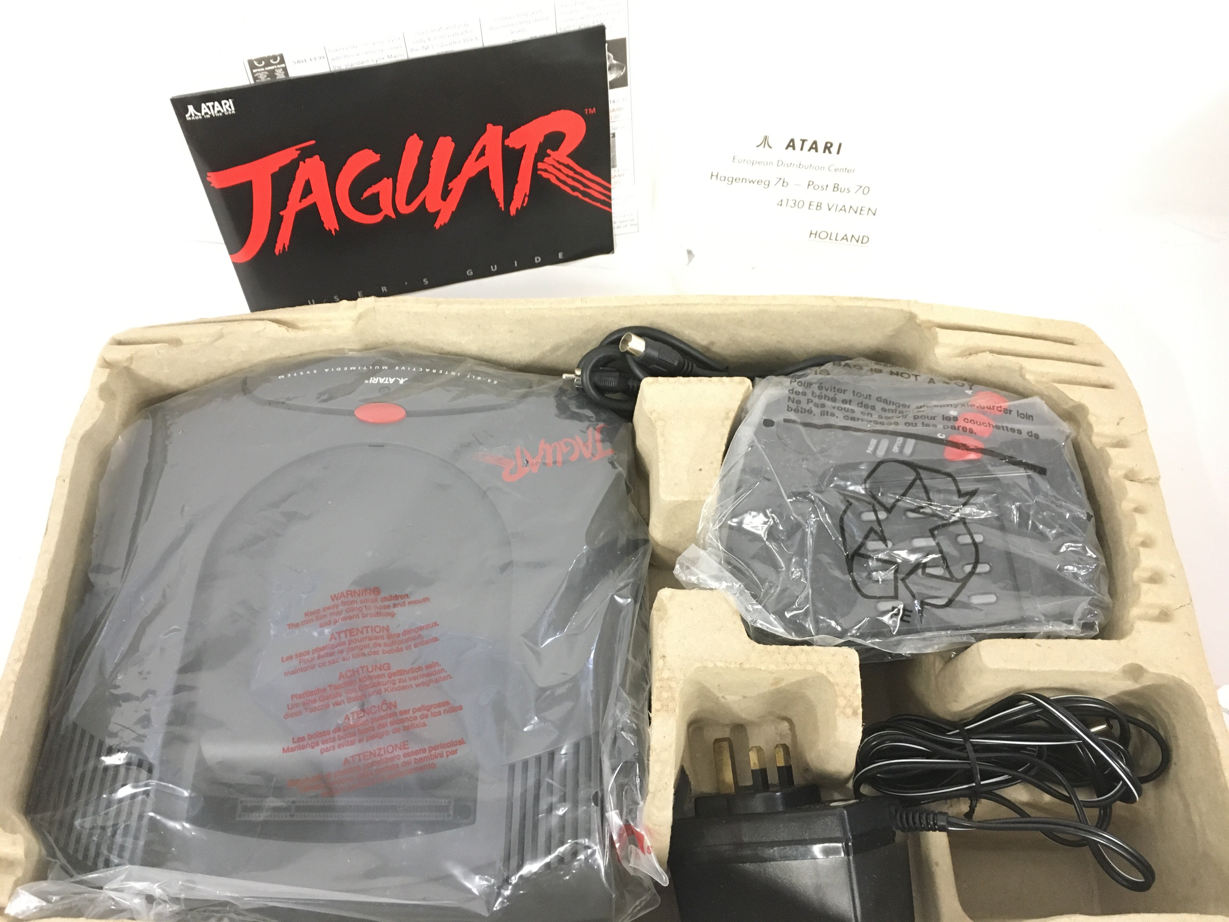 A Boxed Atari Jaguar 64-Bit interactive Multimedia - Image 2 of 2