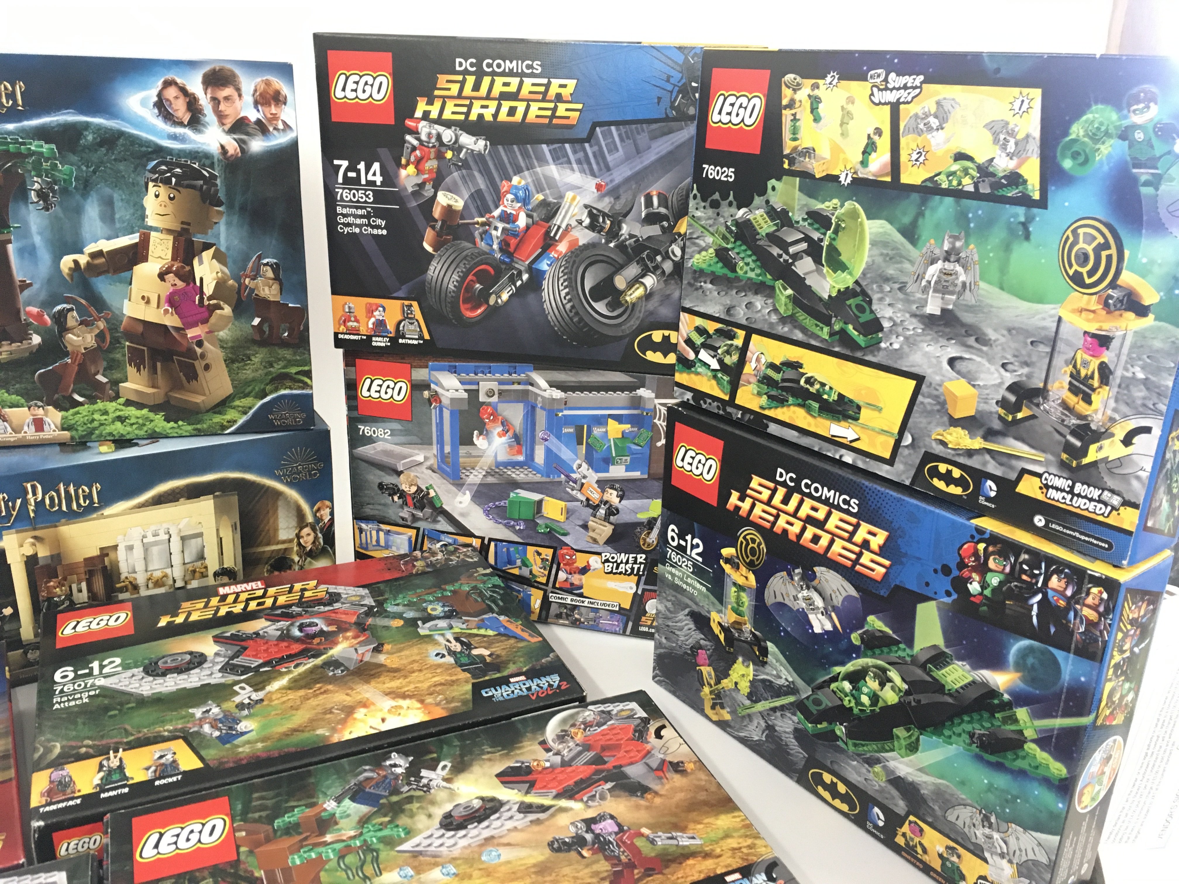 A collection of 19 unopened boxed Lego sets with v - Image 4 of 6