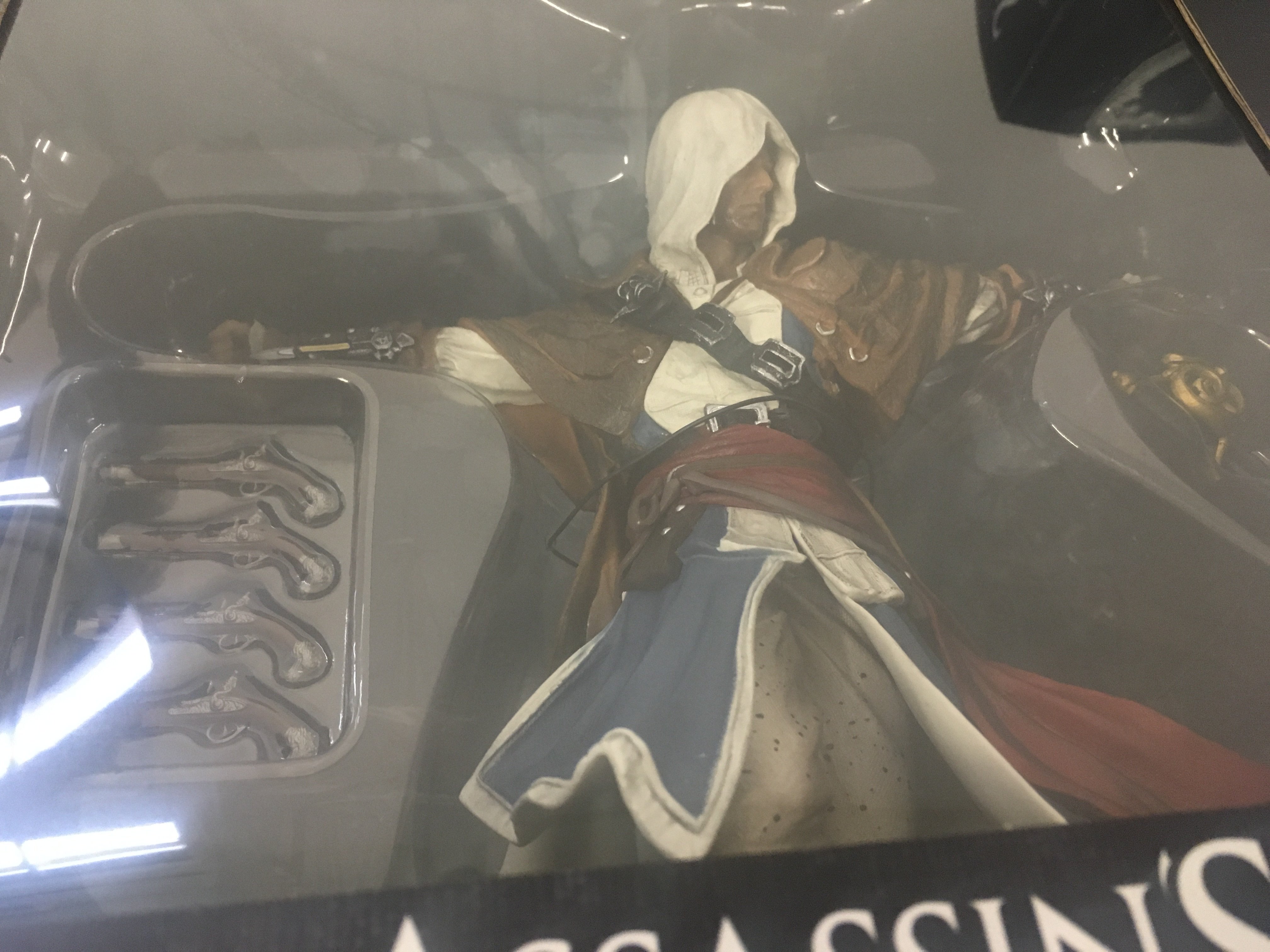 A par of boxed ASSASSINS CREED IV action figures. - Image 3 of 7