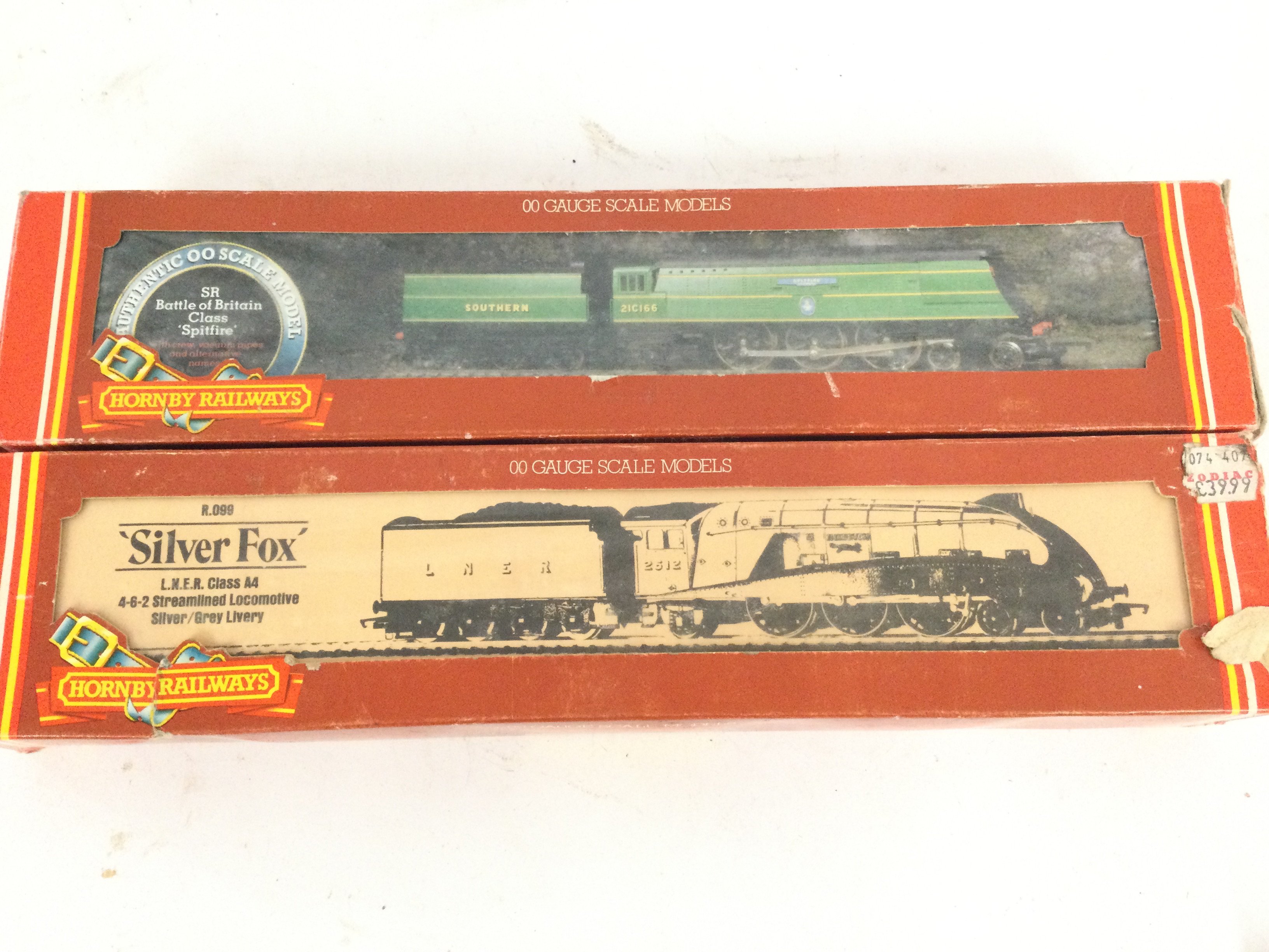 A Boxed Hornsby 00 Gauge Silver Fox And Spitfire.