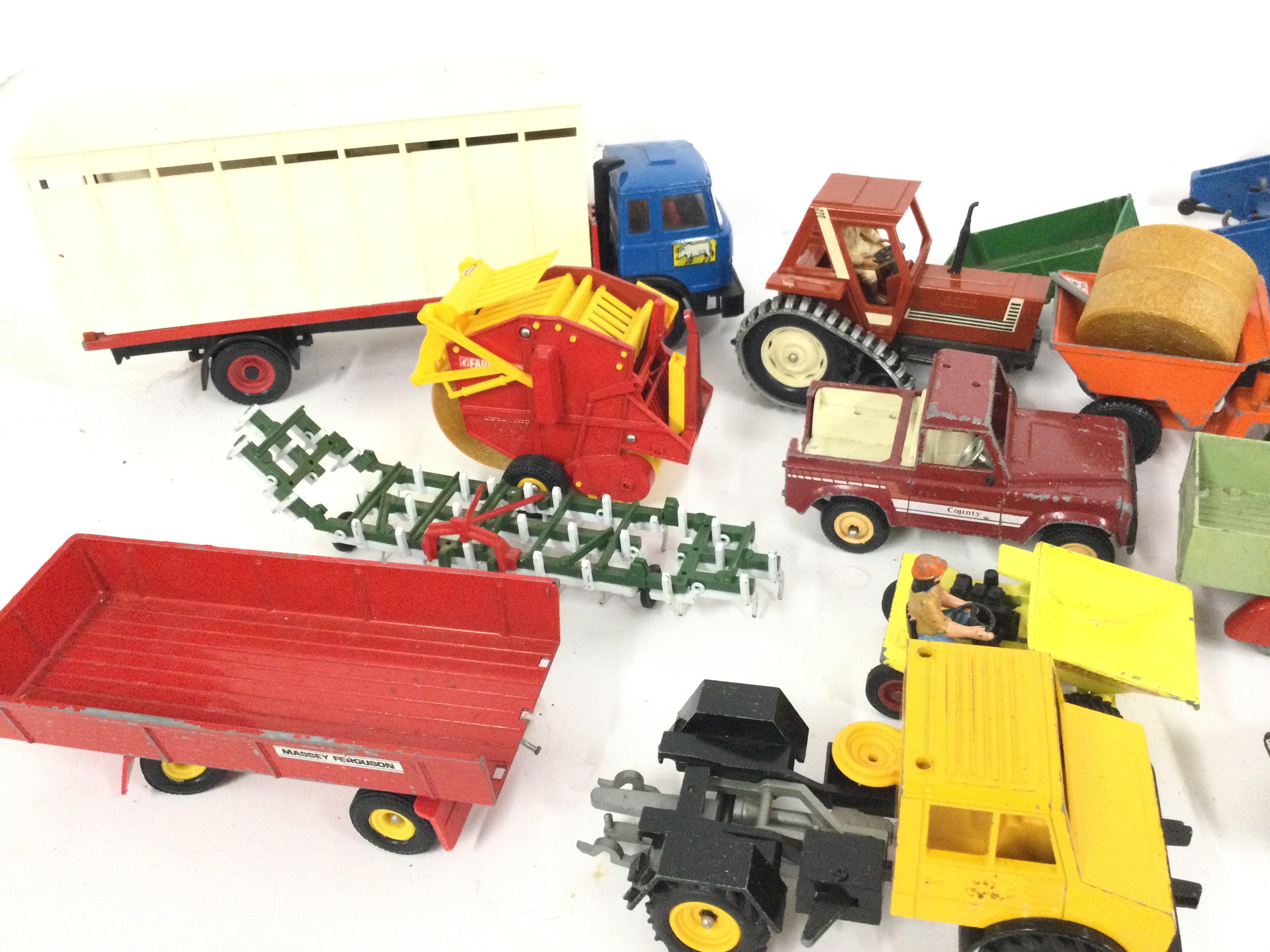 A Collection of Of Playworn Diecast Including Britains. Matchbox. Lone Star. Etc. - Image 2 of 4