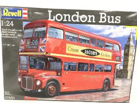 A Boxed Revell London Bus Model Kit #07651. 1.24 S