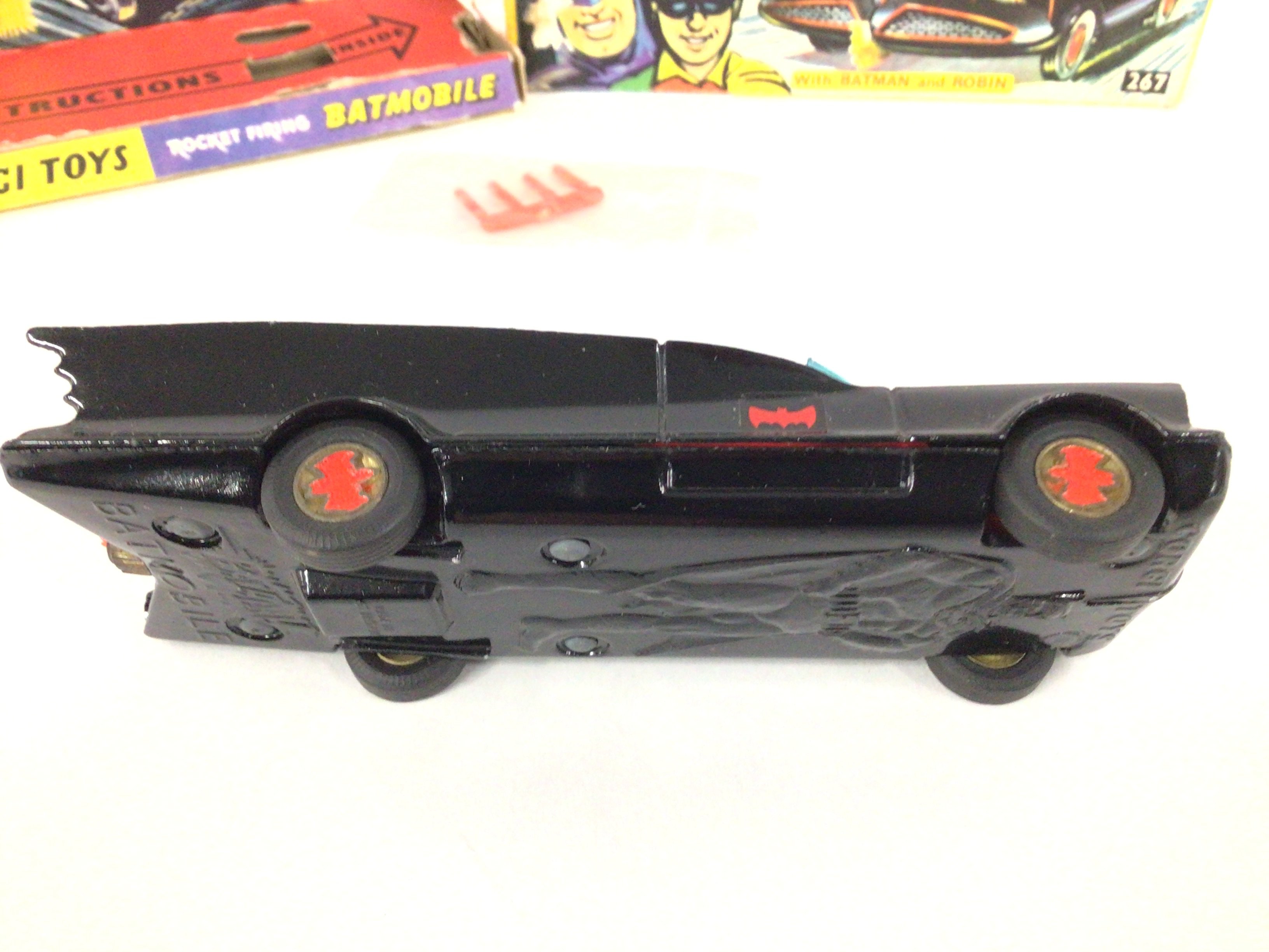 A Boxed Corgi Batmobile.#267 box is worn and has been Repaired. No instructions etc. does come - Image 6 of 6