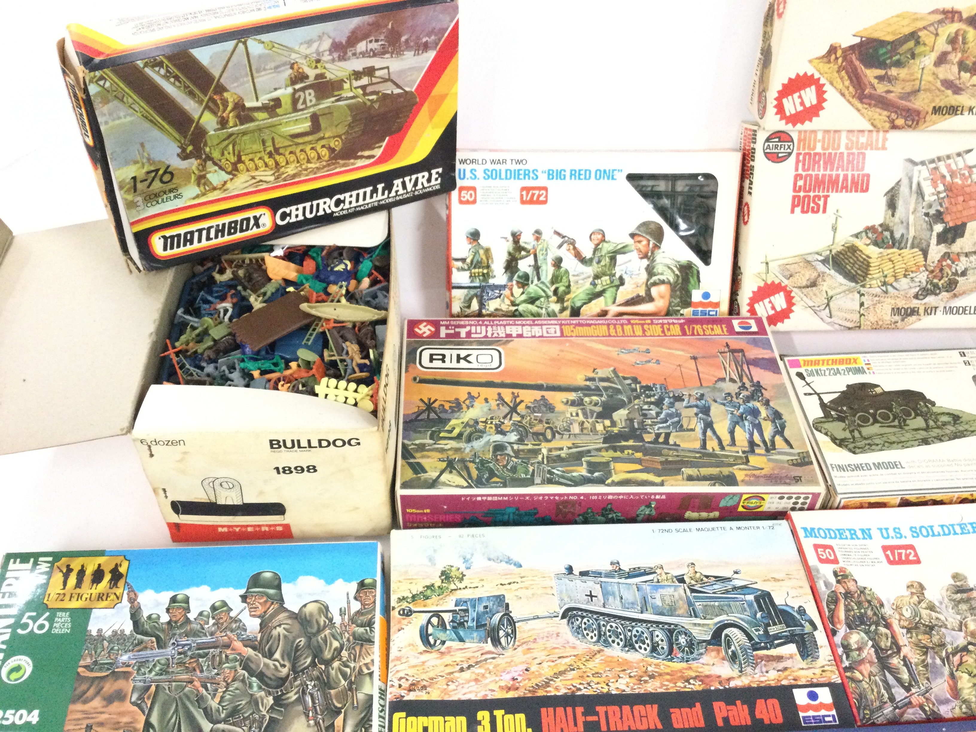 A Collection of Boxed Model Kits including Airfix. Revell. Roco. And a Collection of Loose Figures. - Image 2 of 5