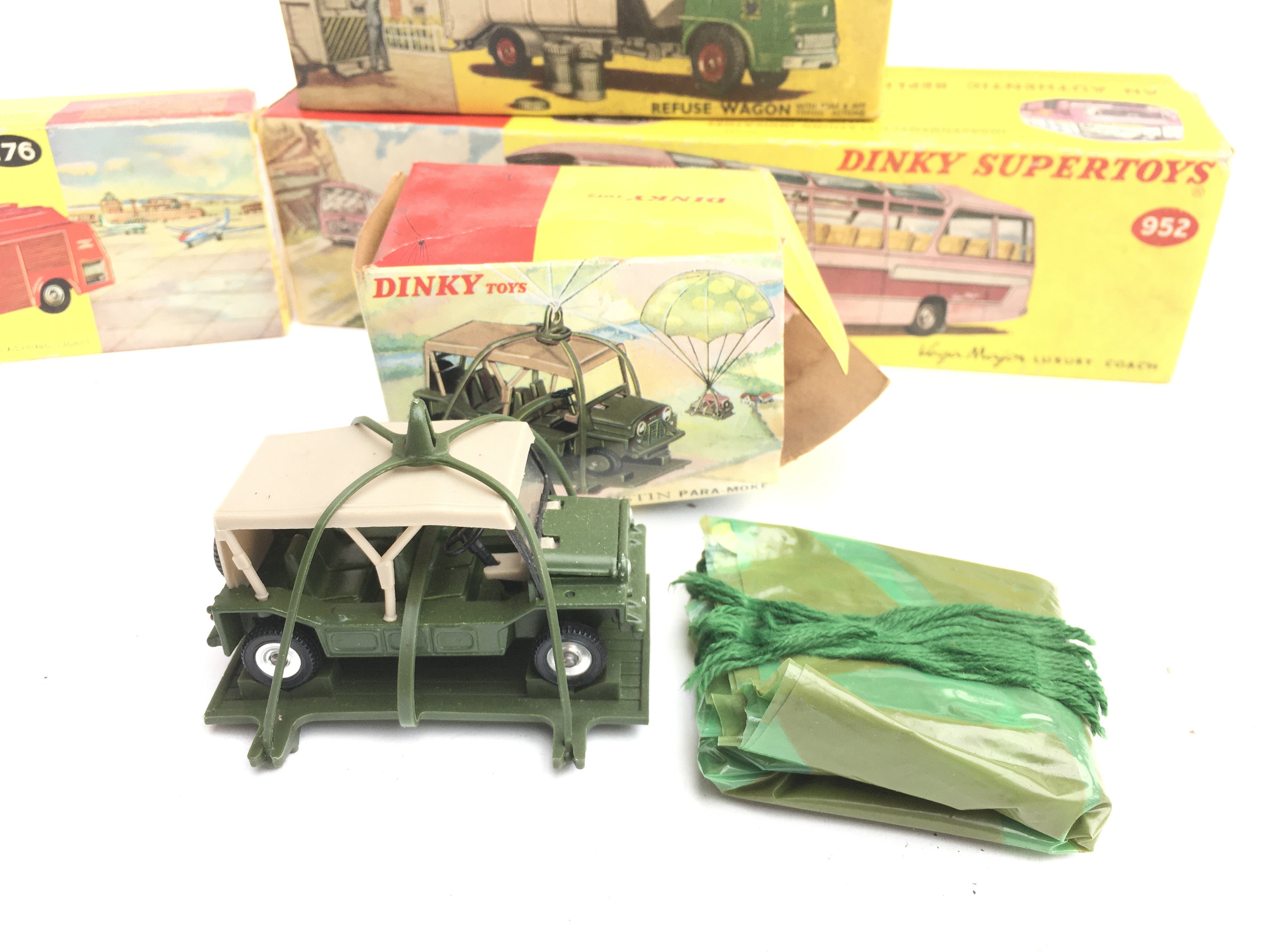 4 X Boxed Dinky Toys. A Austin Para-Moke #601. A R - Image 2 of 5