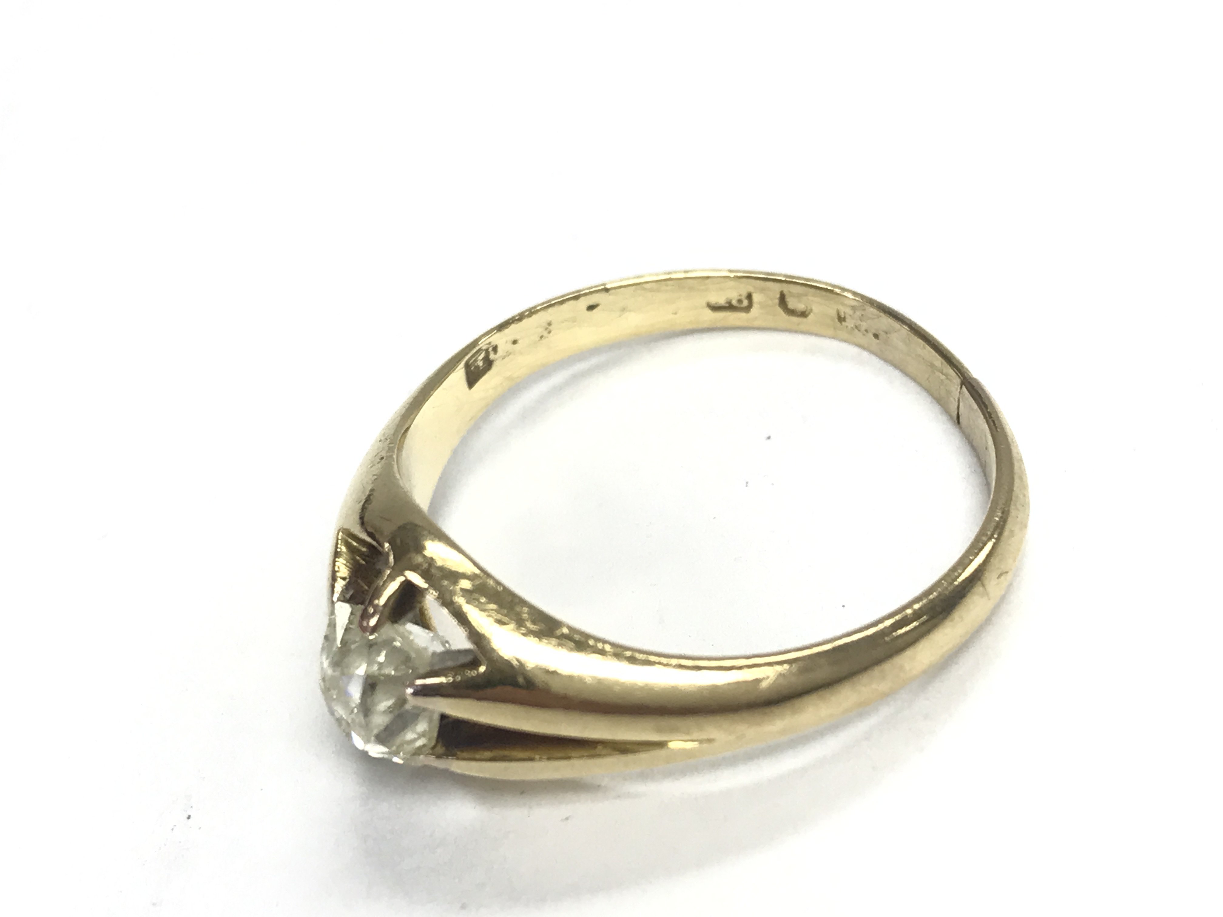 An 18ct gold gents ring set with diamond. 5.13g an - Image 2 of 2