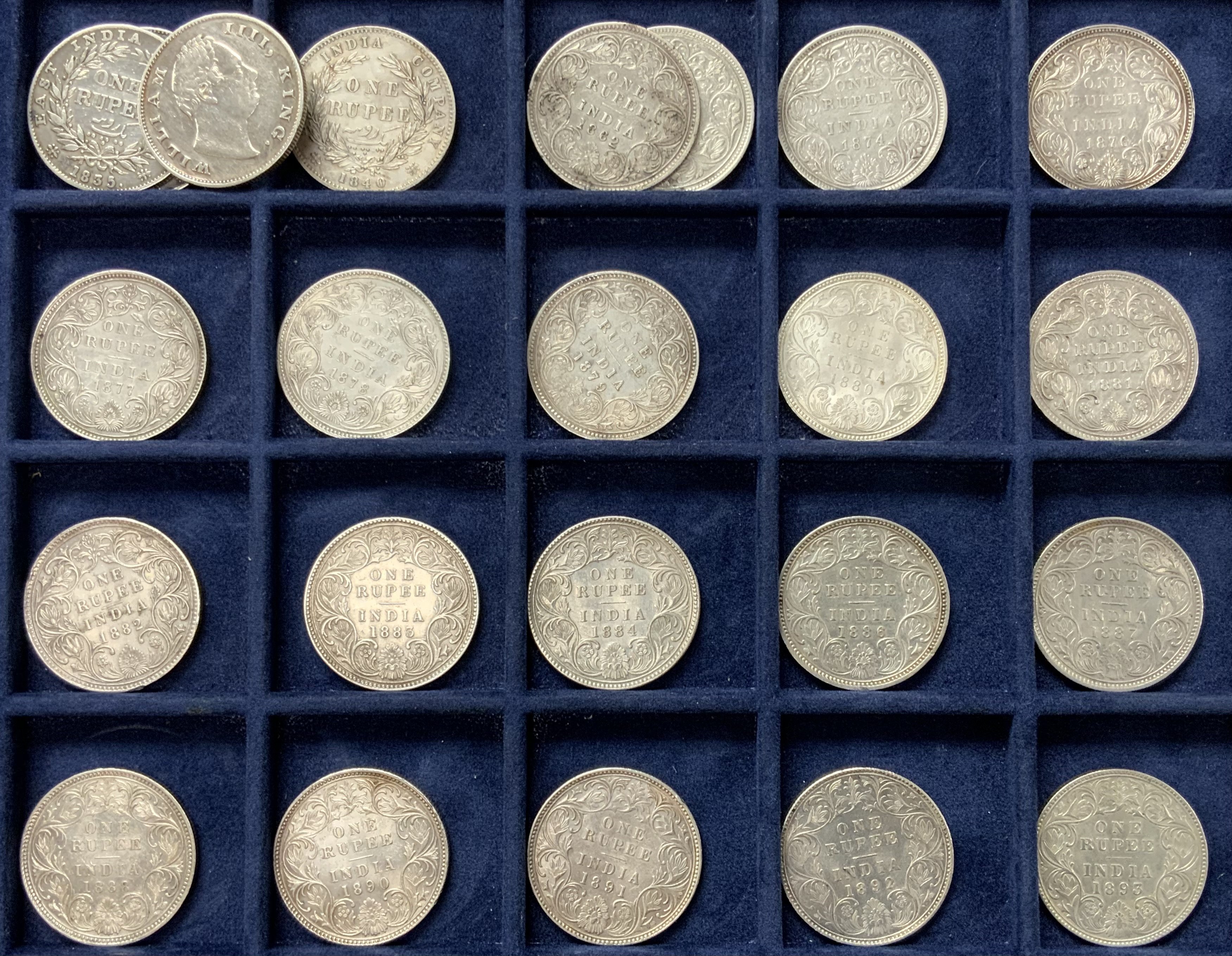 A good collection of One Anna coins. 1835 - 1944, - Image 2 of 3