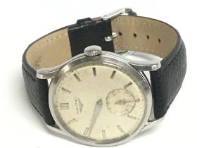 A Longines mens stainless steel watch. This lot ca