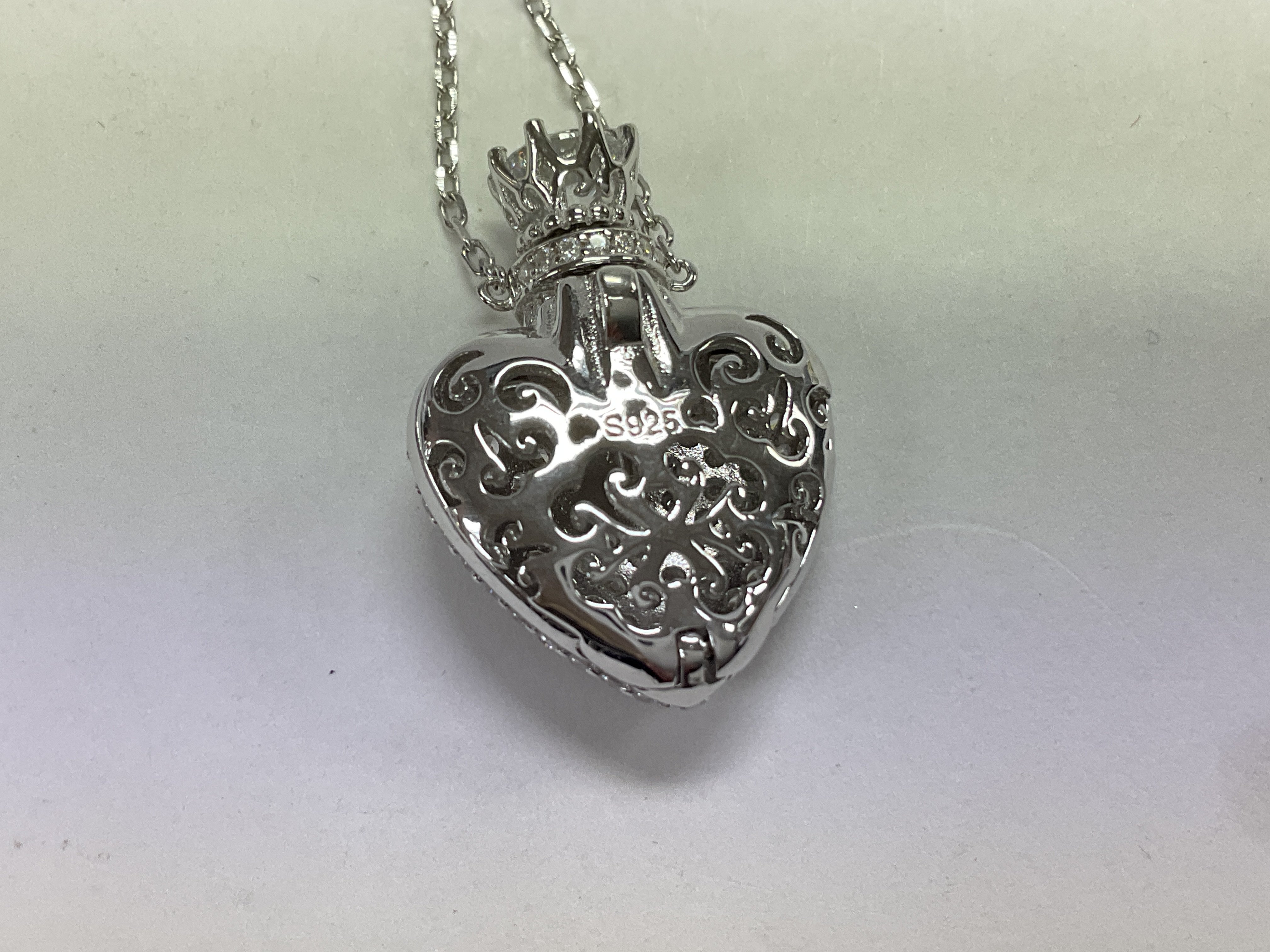 Silver necklace with heart shaped locket pave set - Image 2 of 2