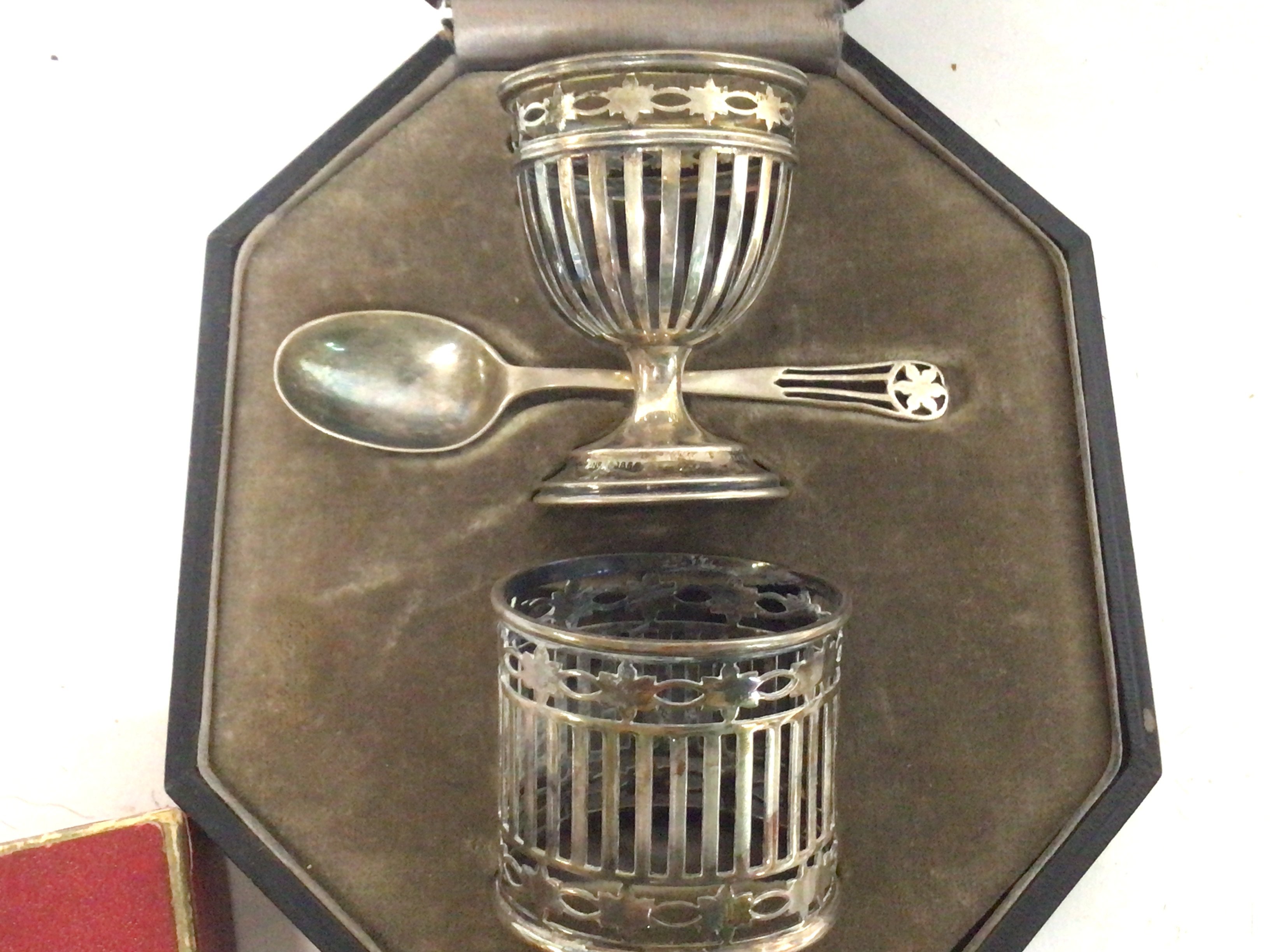 A collection of silver including silver hallmarked - Image 7 of 8
