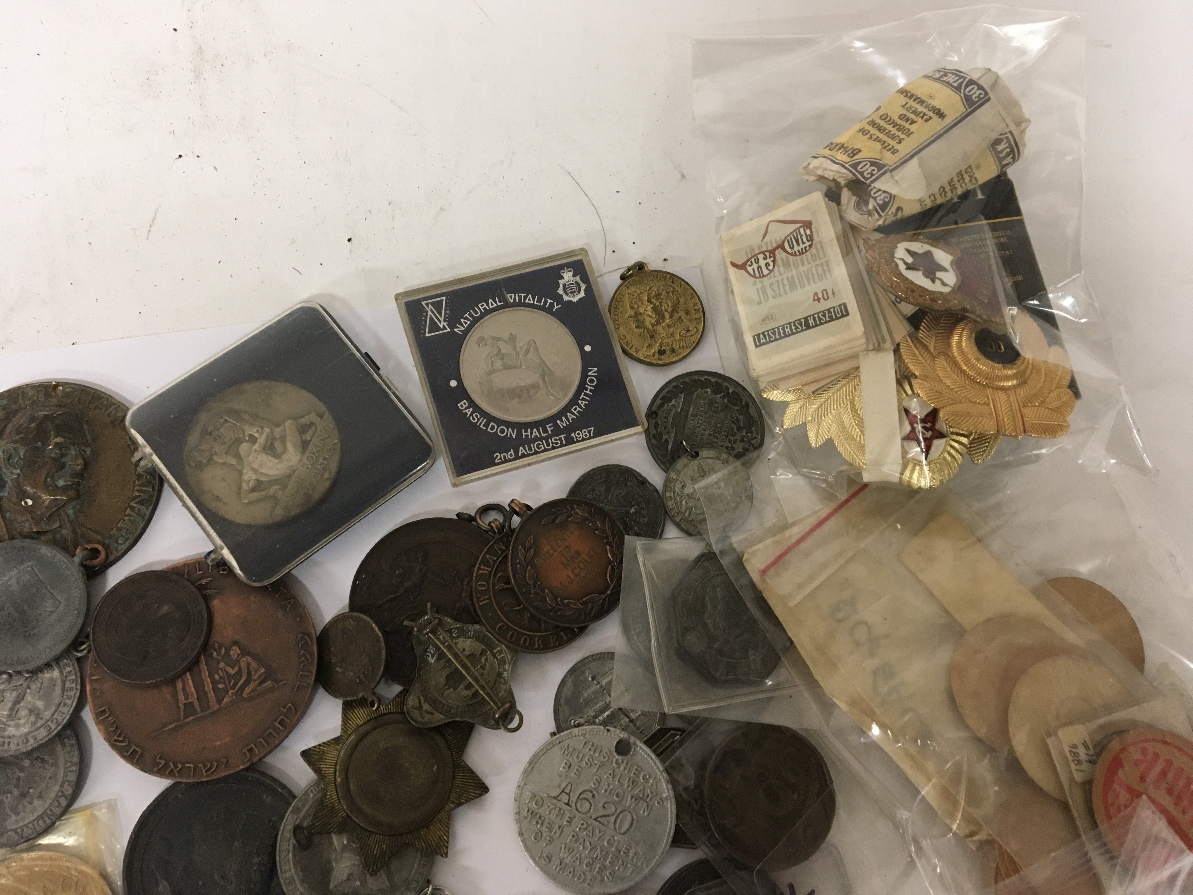 A collection of tokens medallion and coronation me - Image 3 of 3