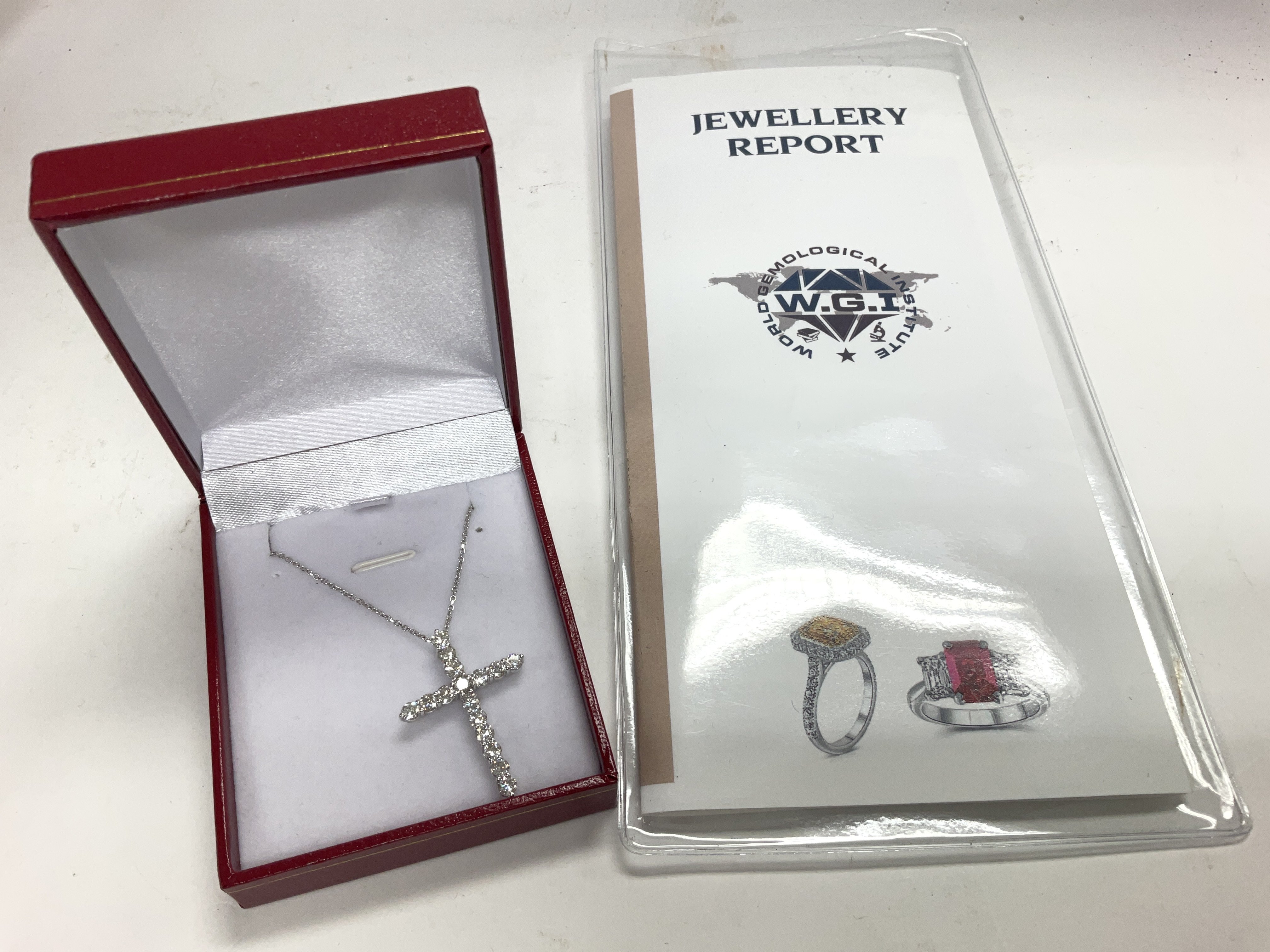 Certificated 18ct white gold cross set with RBC di - Image 2 of 2