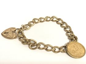 A 9ct gold bracelet with an attached 1914 half sov