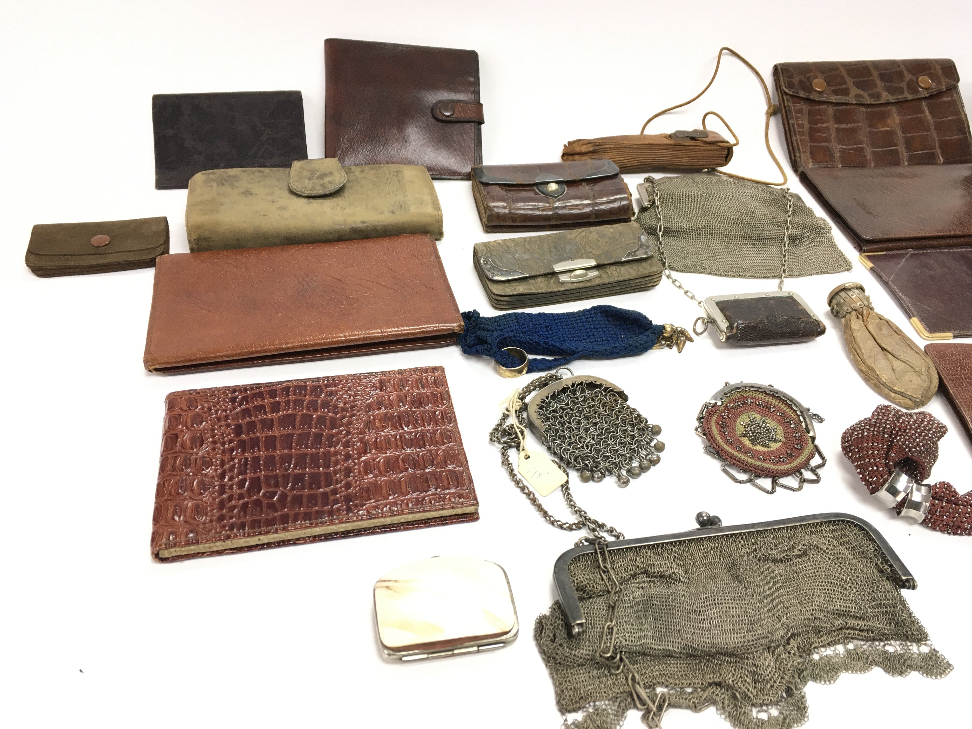 A quantity of vintage purses and wallets including - Image 2 of 4